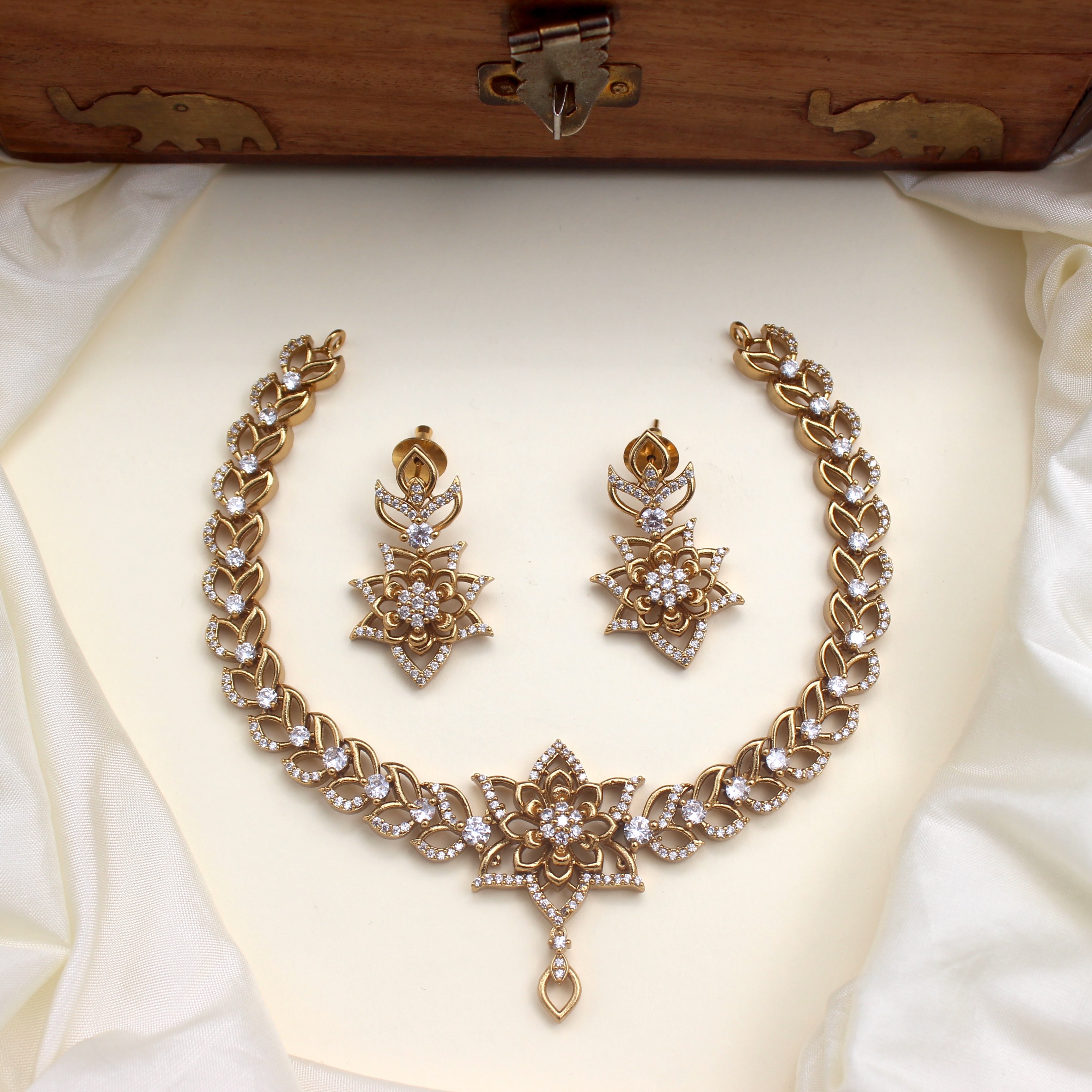 Diamond Look AD Star Necklace Set