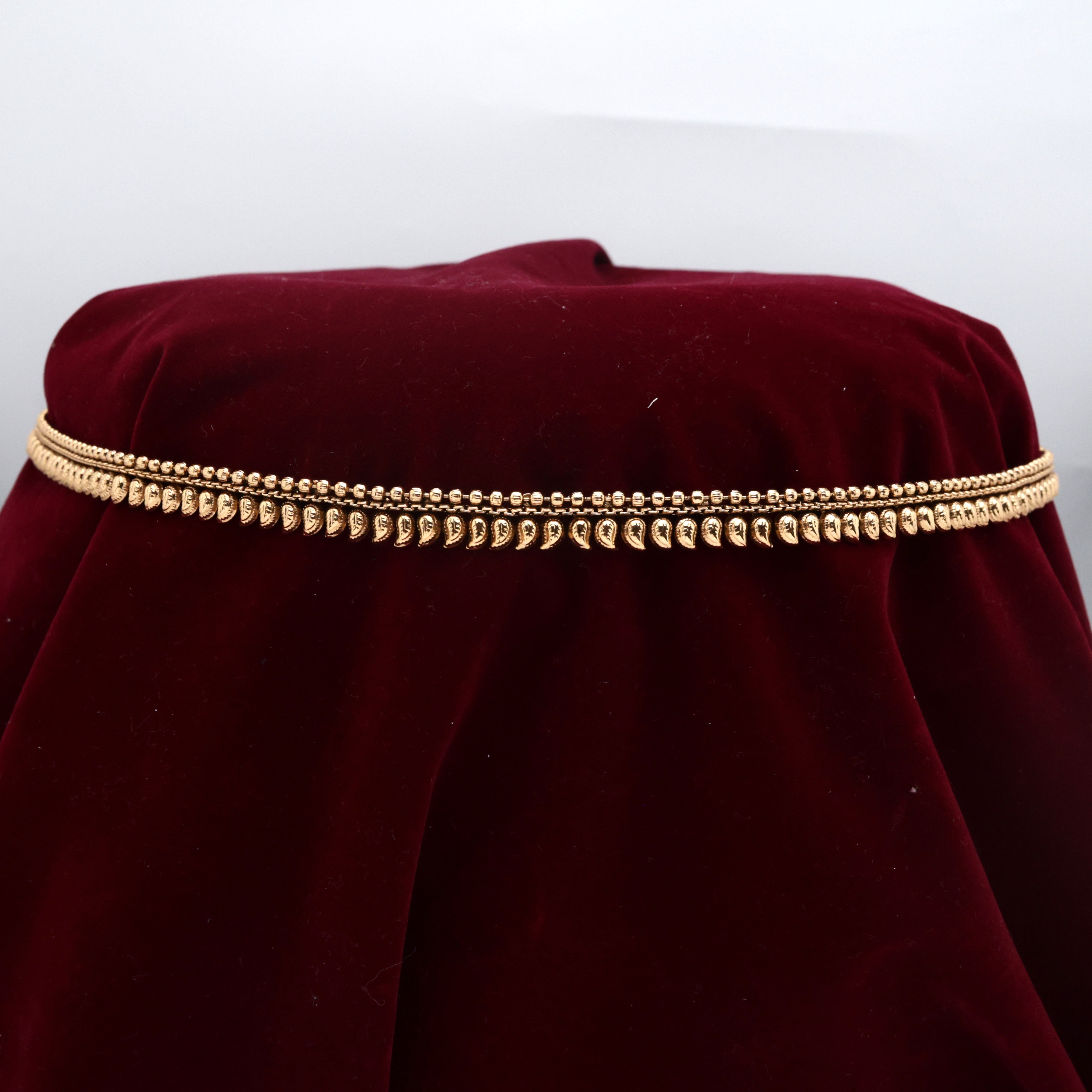 Gold Look Sleek Mango Bridal Hip Chain