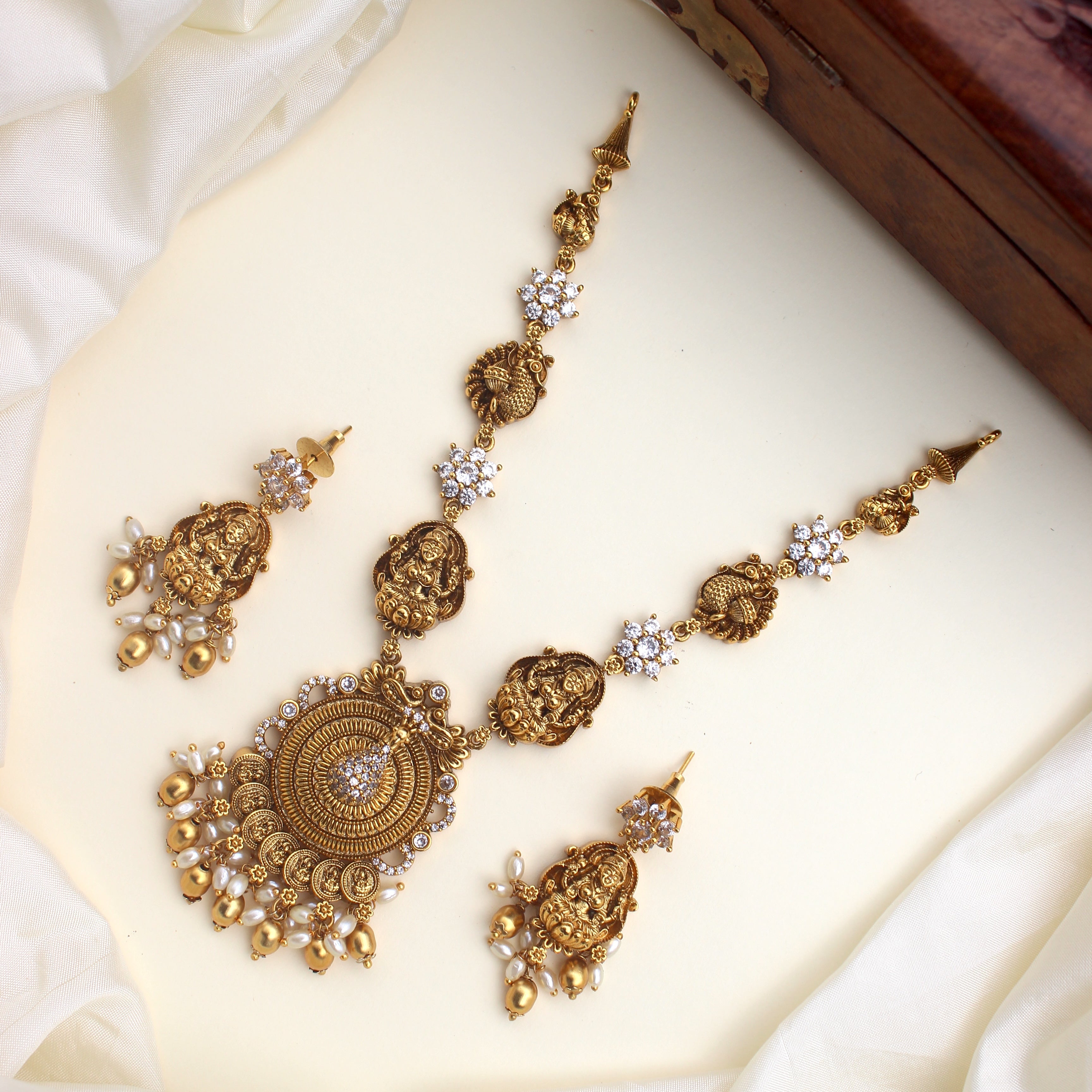 Antique Diamond Flower Nagas Lakshmi Bridal Necklace Set