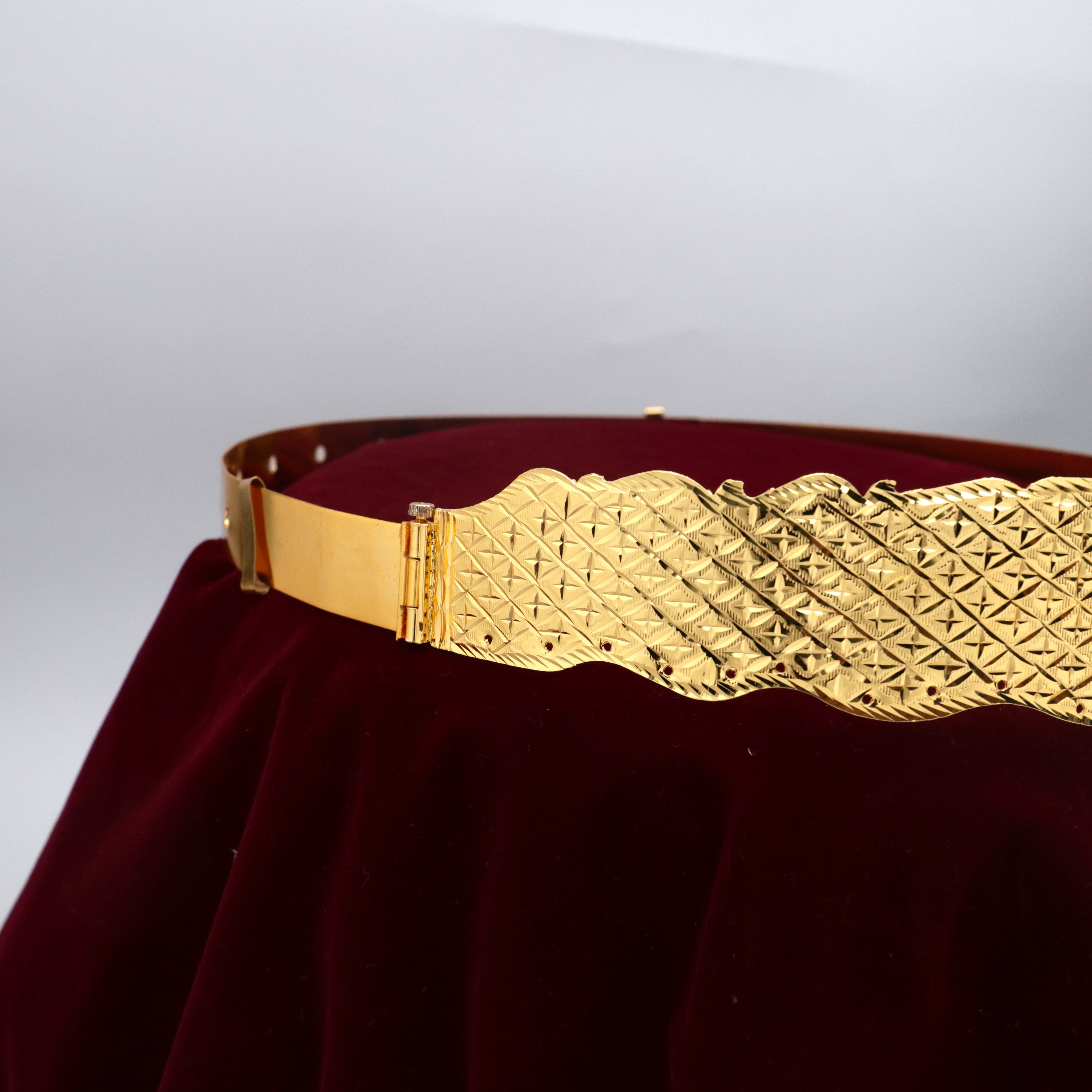 Real Gold Look Cross Cut Adjustable Bridal Hip Belt