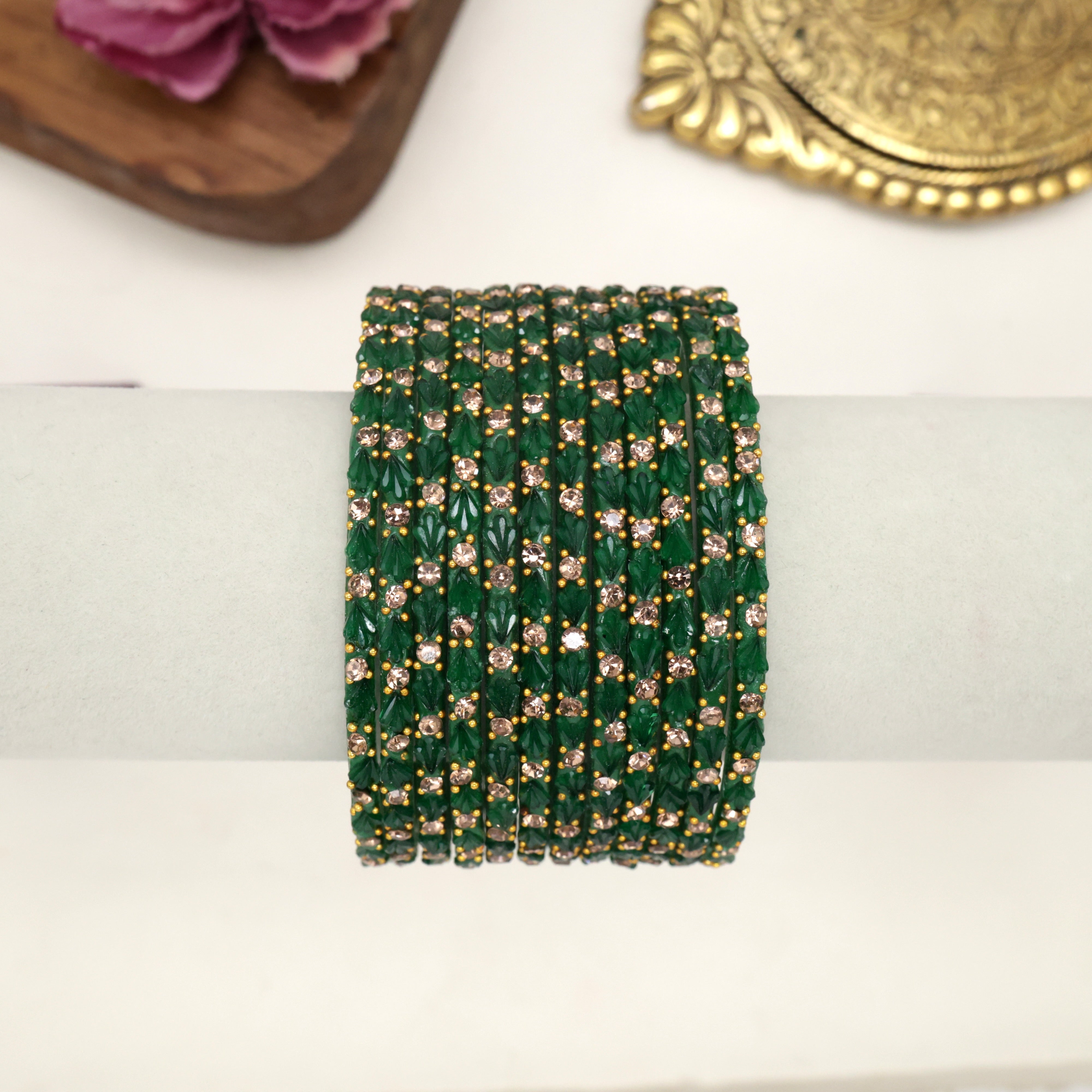Premium Single Stone Work Tulip Cut Glass Bangles - Green 2.6