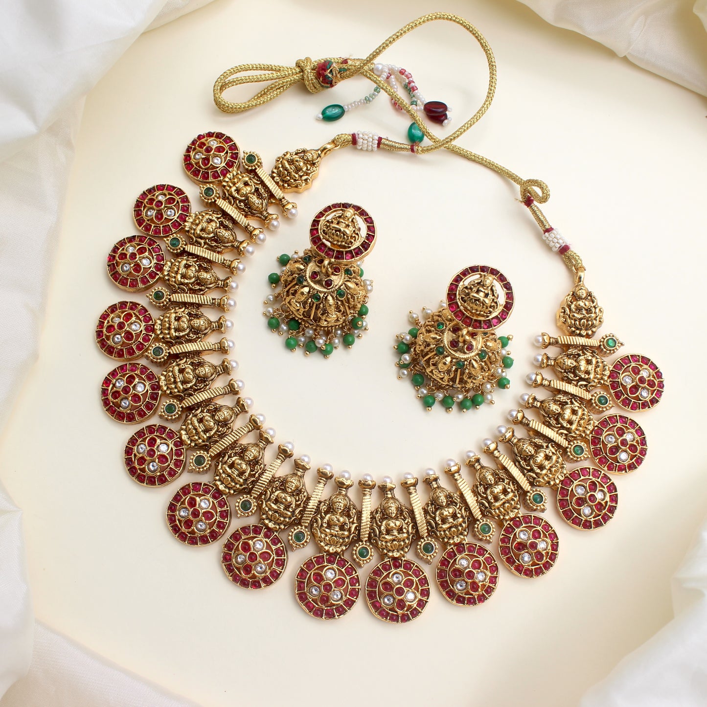 Antique Nagas Lakshmi Kemp Chakra Flower Heavy Bridal Necklace Set