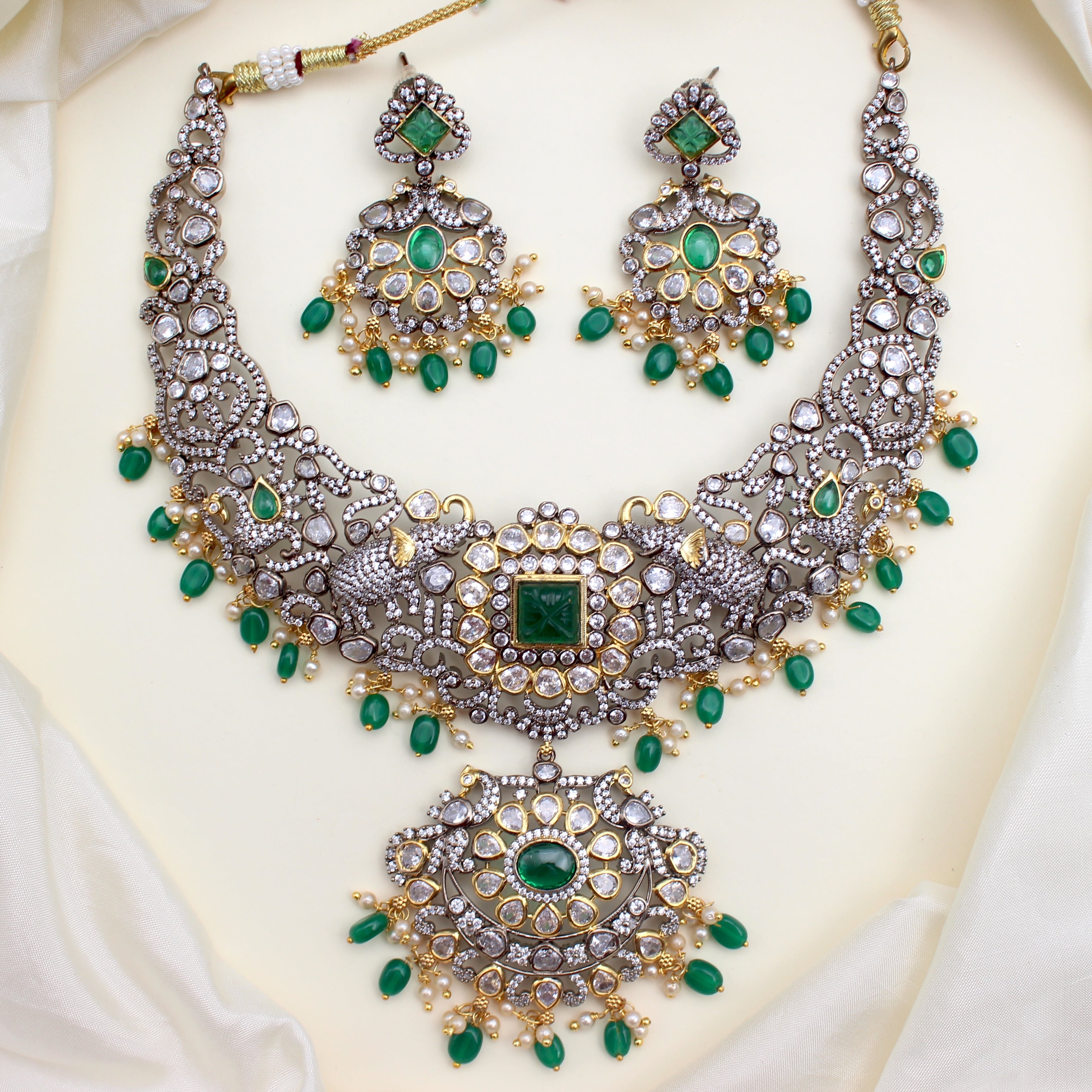 Premium Victorian Doublet Heavy Bridal Necklace Set