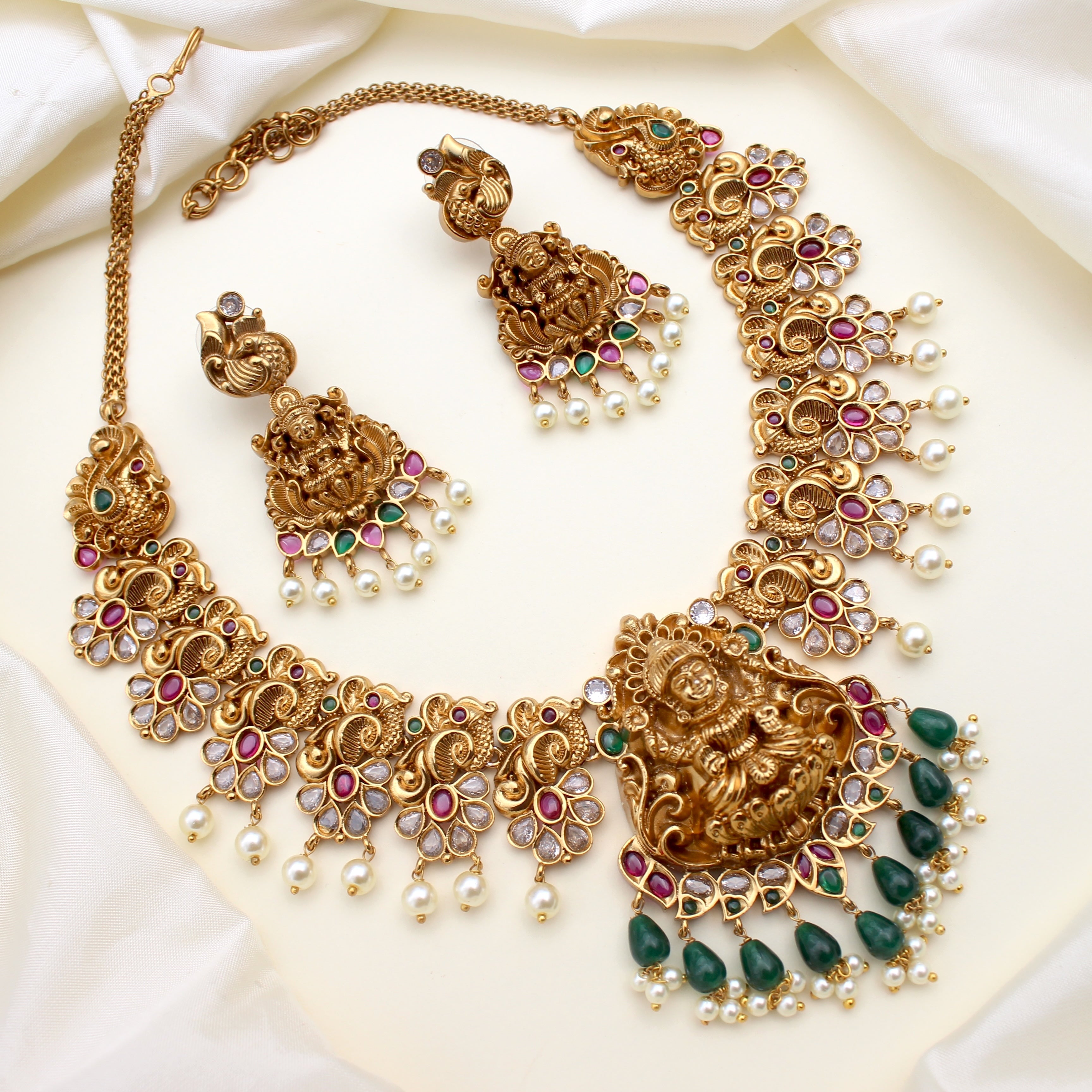 Heavy Nagas Zircon Kemp Bridal Lakshmi Necklace Set