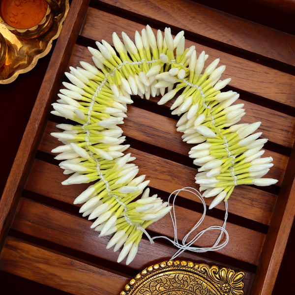 Very Real Look Jathi Mulla Poo/Pichi Poo Flower String