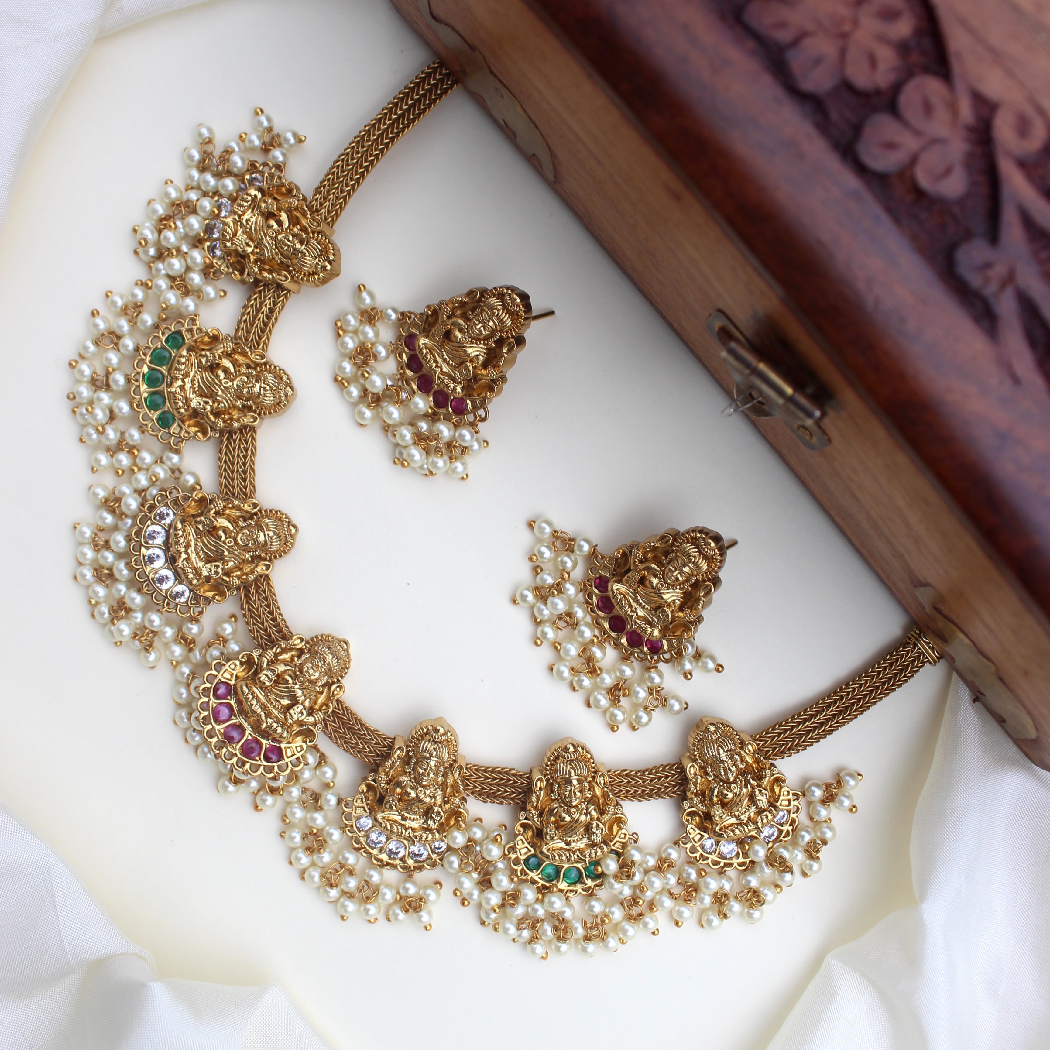 Heavy Nagas Lakshmi Bridal Necklace Set