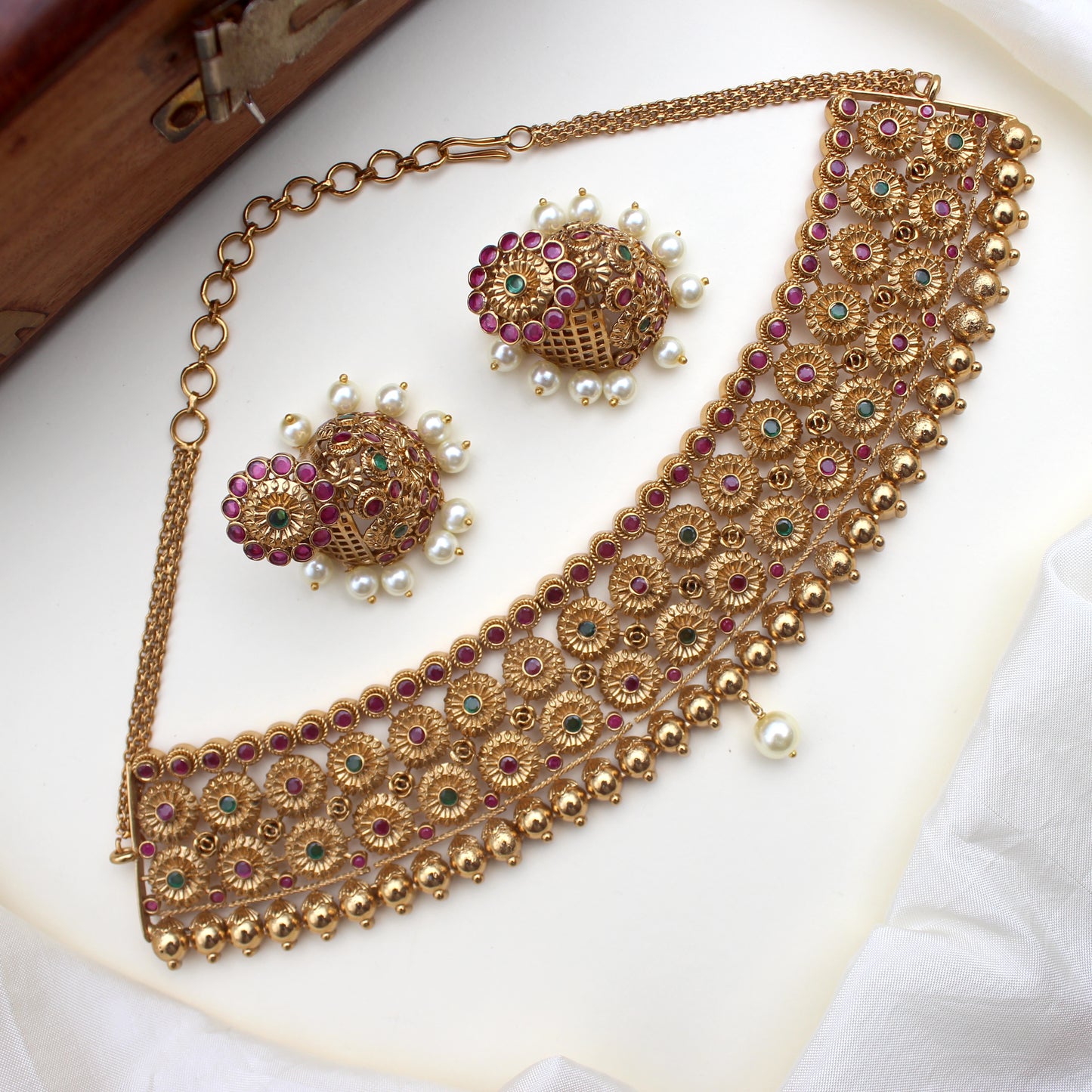 Antique Gold Flower Layer Choker Set