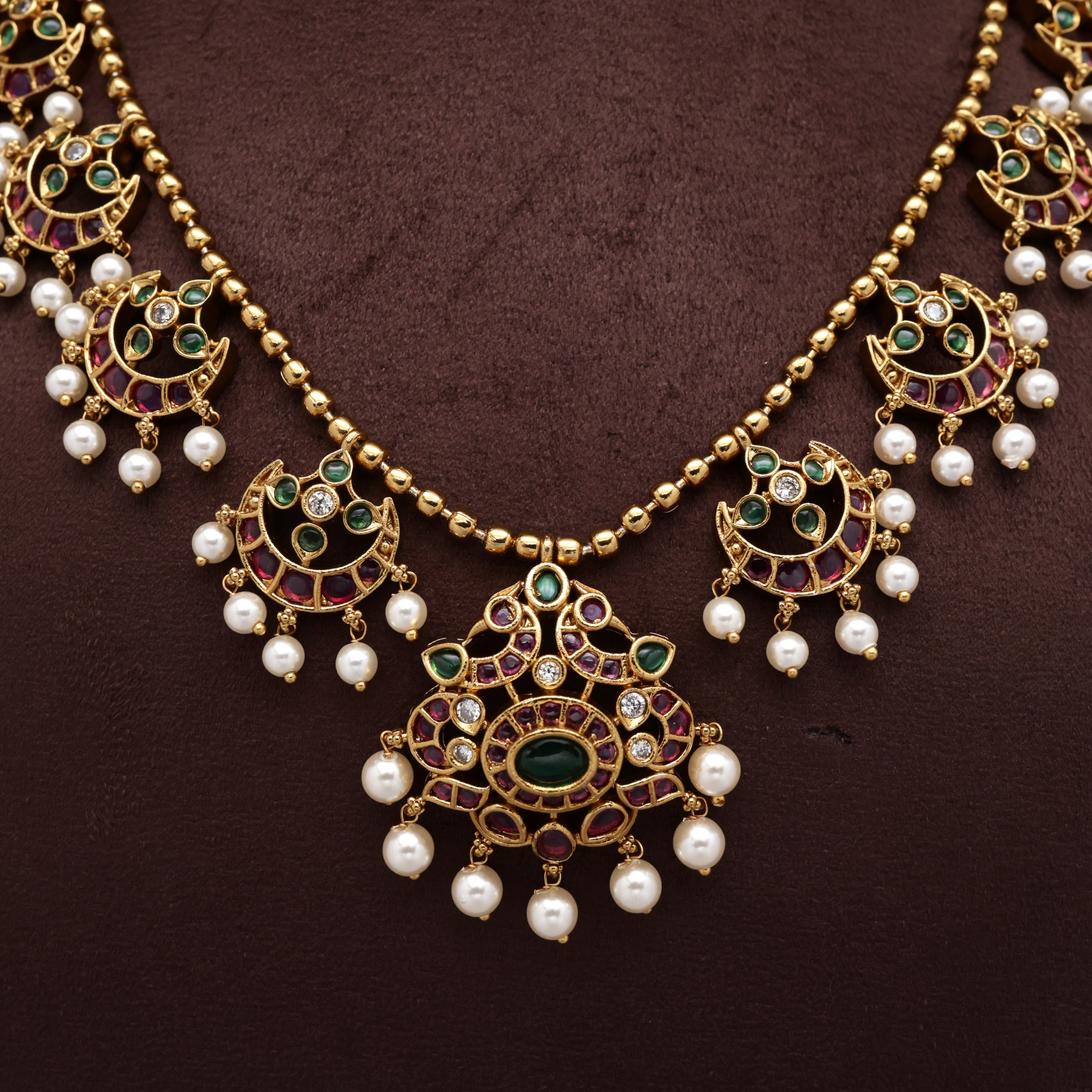 Antique Kemp Lightweight Gandaberunda Chaand Necklace Set