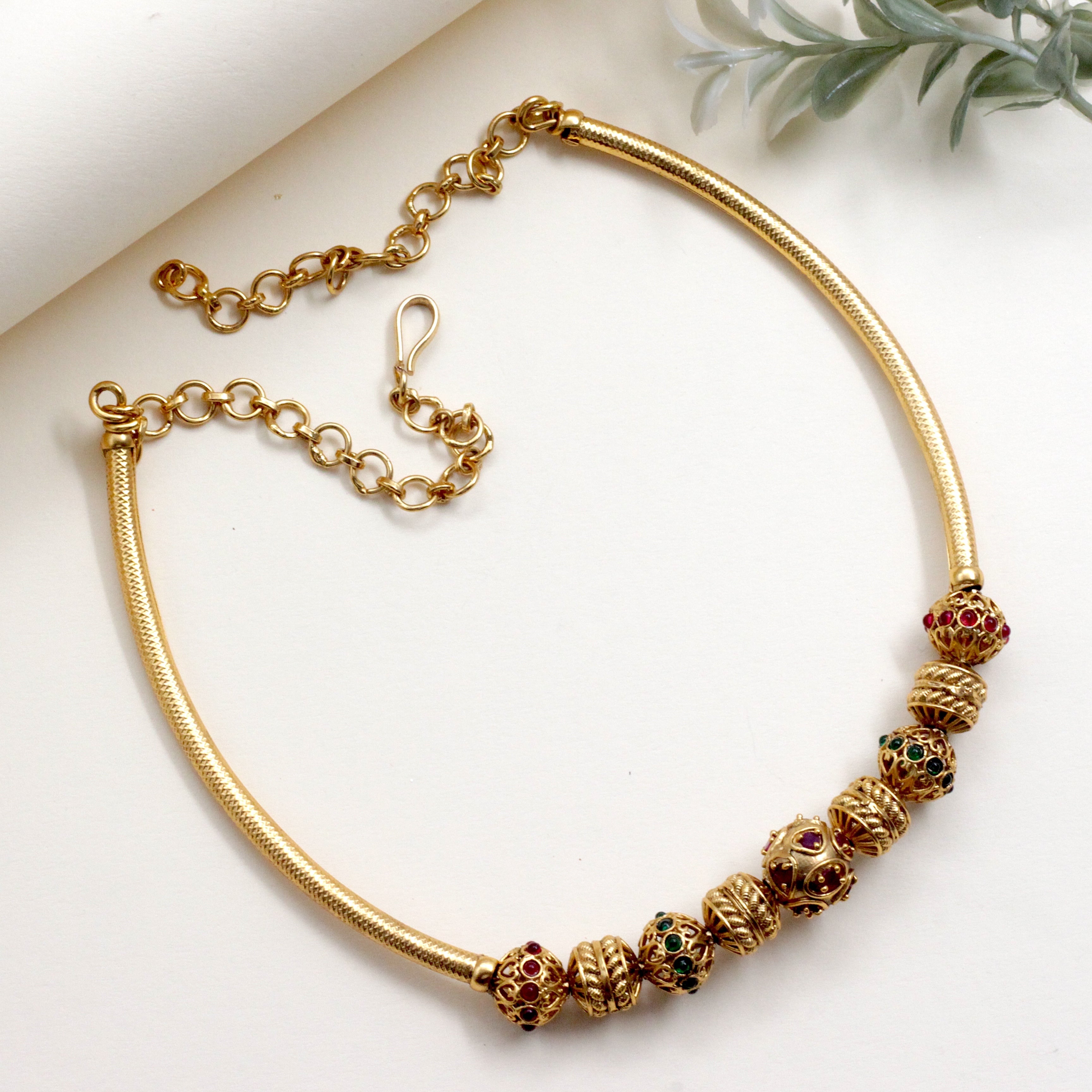 Antique Gold Stone Balls Hasli Necklace