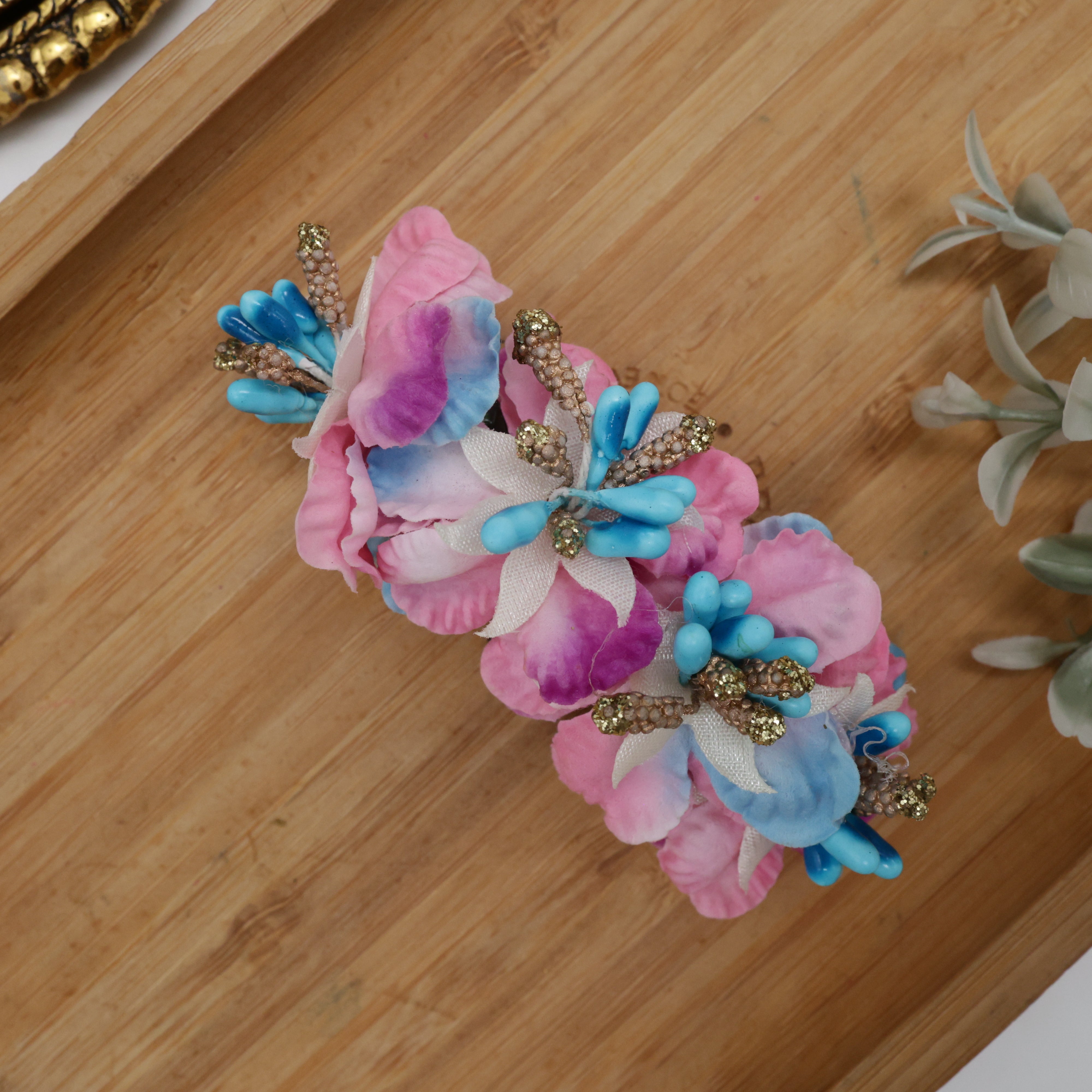 Fancy Rose Petals Pollens Flower Hair Clips For Women
