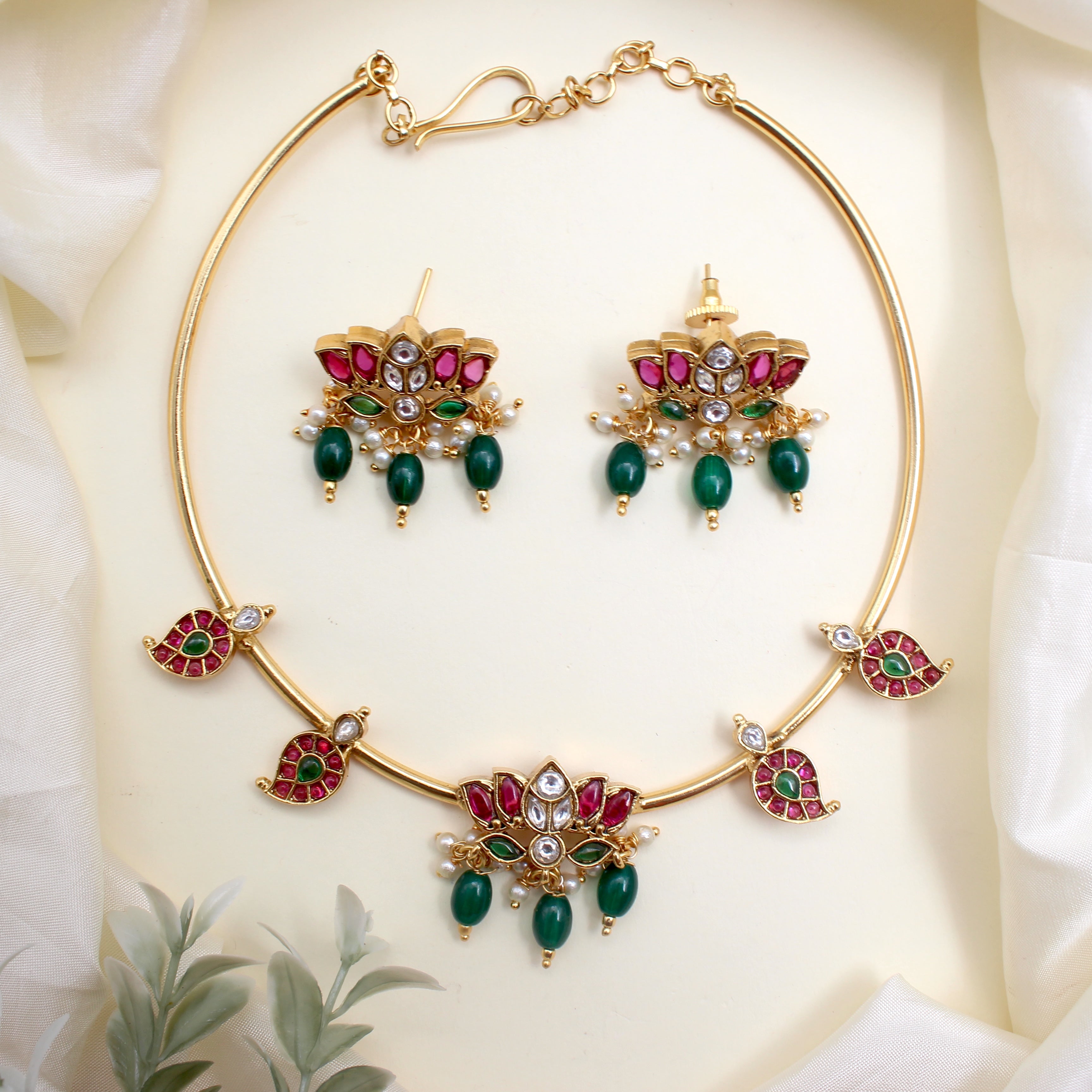 Artificial necklace set online on sale shopping