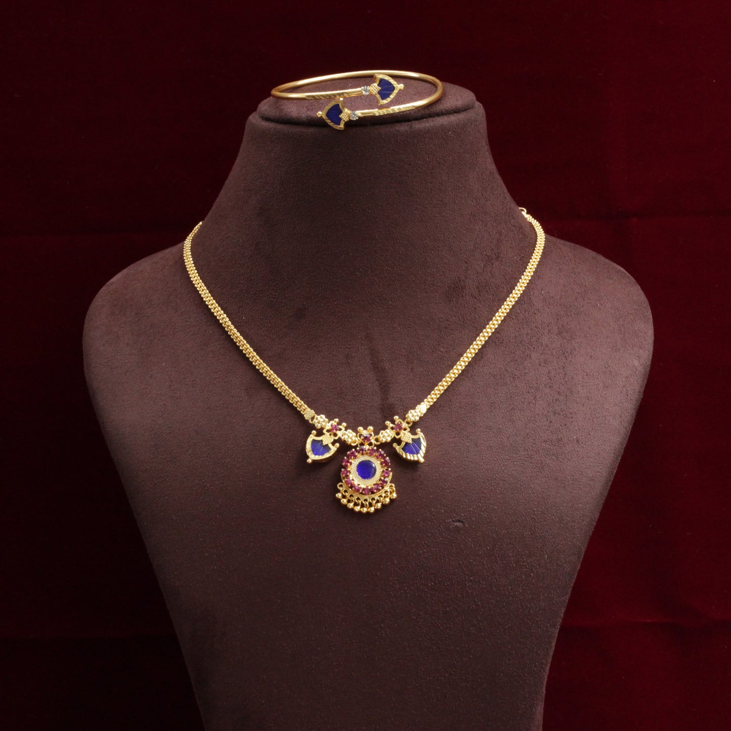 Real Gold Tone Traditional Kerala Single Katta Palakka Necklace Set with Adjustable Kada