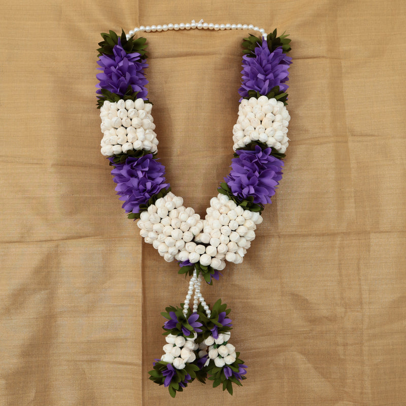 Reusable Malli Pichi Maalai/Garland - 1 Feet Garland - Violet & White