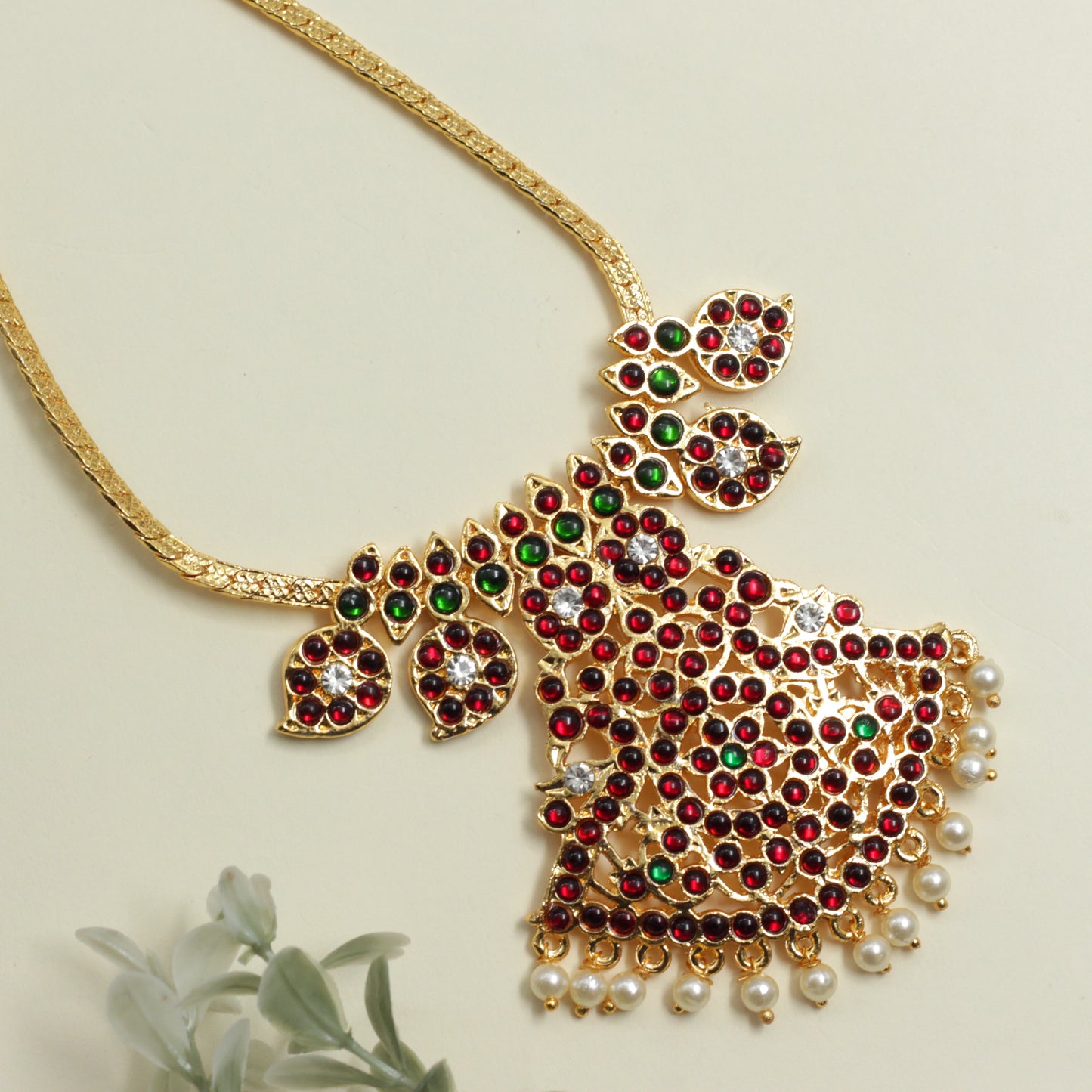 Traditional Kemp Rettapakshi Mango Pendant Attigai Necklace