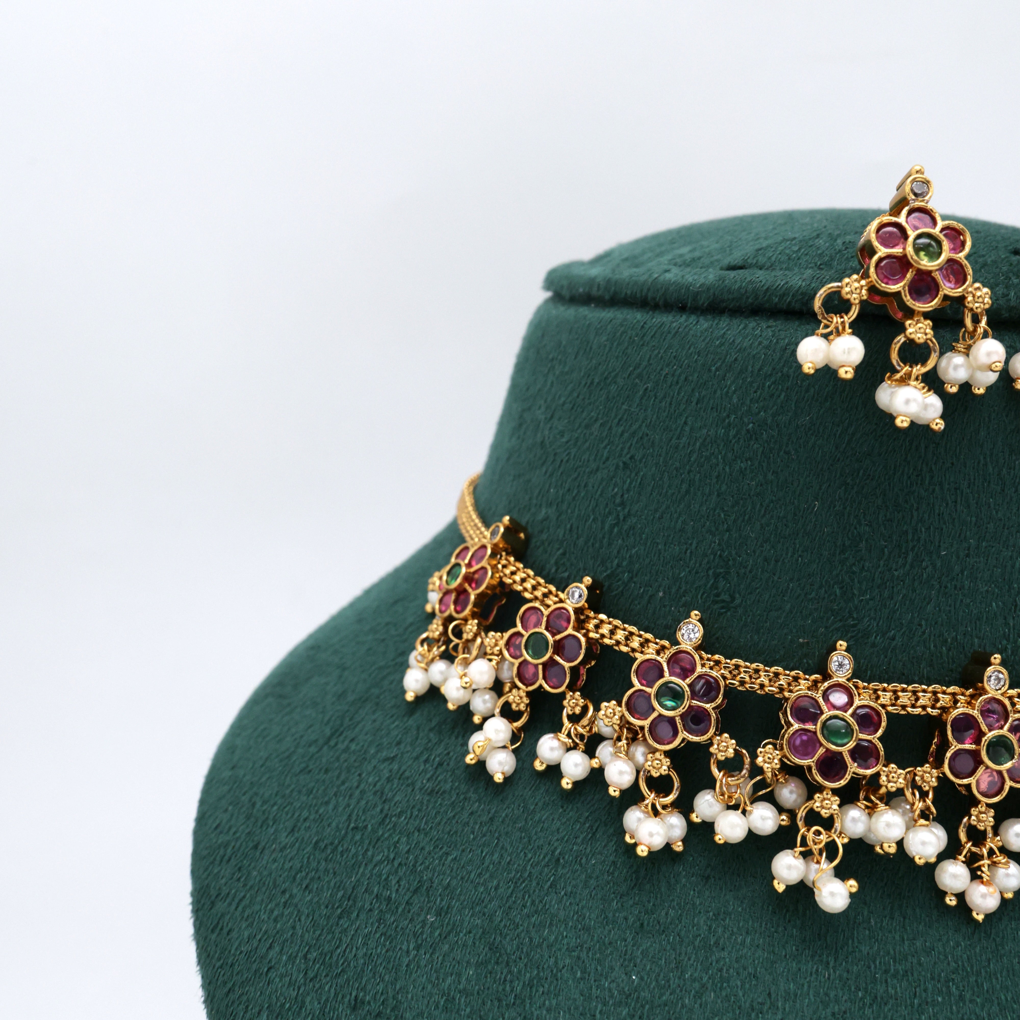 Premium Kemp Antique Flower Necklace Set
