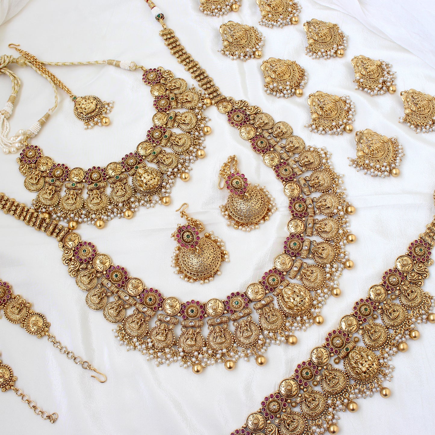 Premium Antique Gold Nagas Mahalakshmi Kemp Full Bridal Set