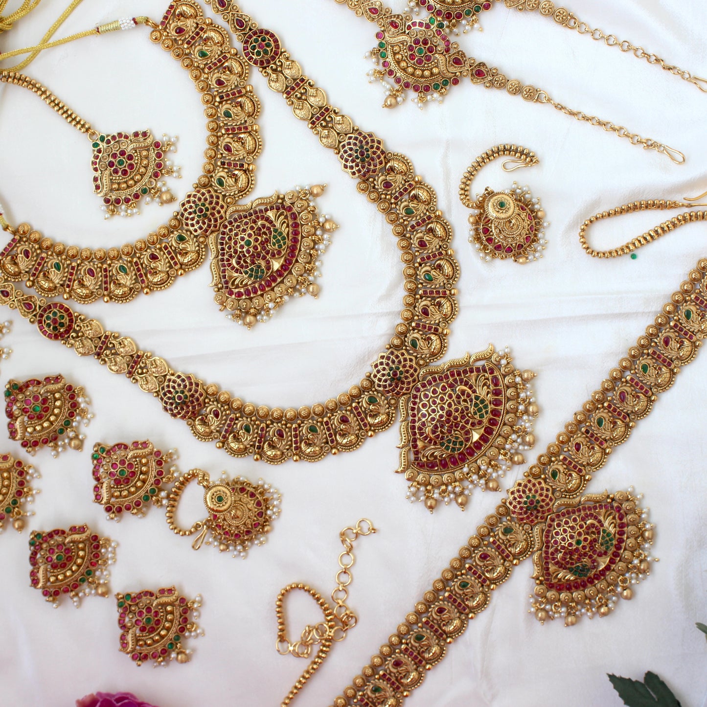 Premium Antique Gold Nagas Peacock Kemp Full Bridal Set