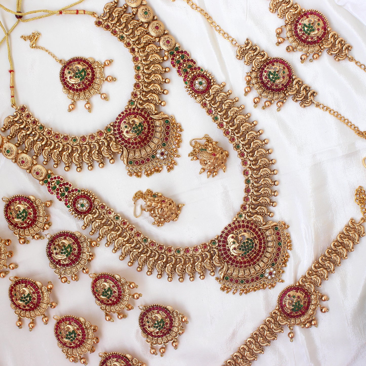 Budget Friendly Antique Gold Peacock Chakra Full Bridal Set