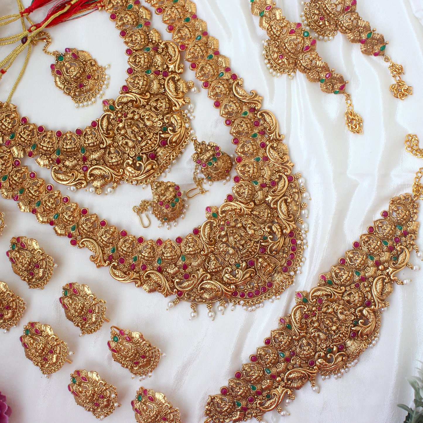Budget Friendly Antique Gold Lakshmi Full Heavy Bridal Set