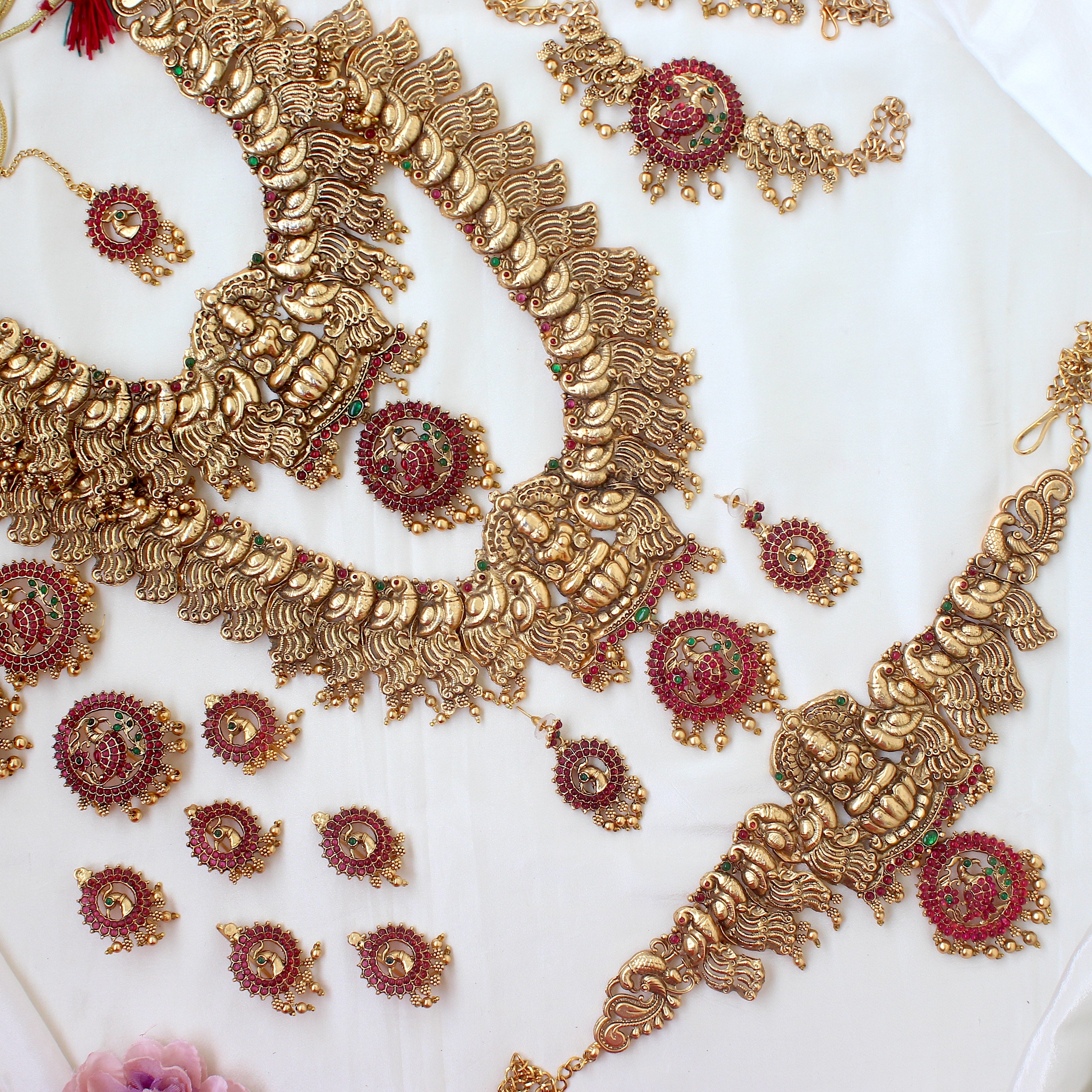 Antique Gold Matte Lakshmi Peacock Kemp Chakra Heavy Full Bridal Set