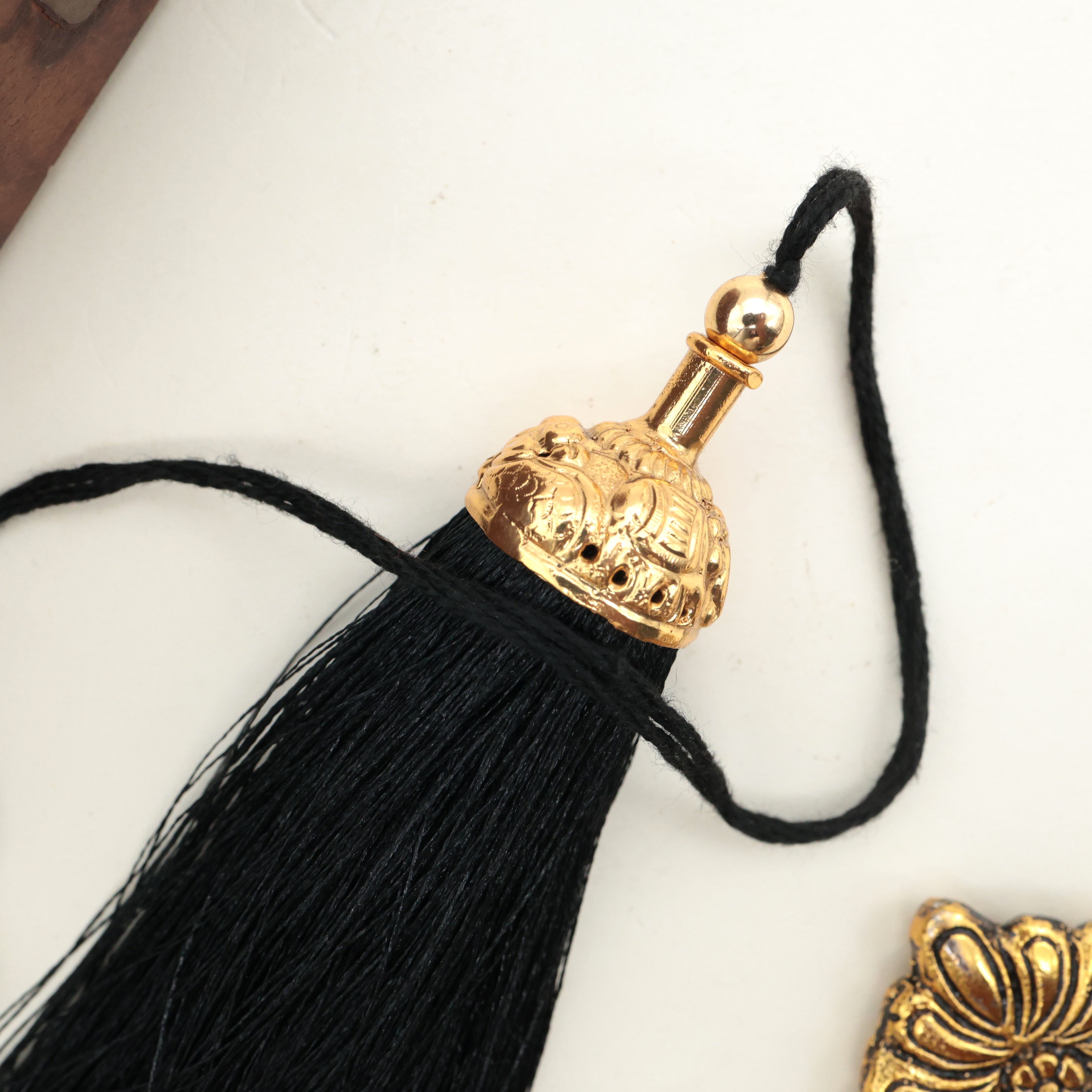 PREMIUM SOUTH INDIAN CONTEMPORARY DESIGN BRIDAL JADA KUNJALAM / JADA KOPPULU HAIR ACCESSORY