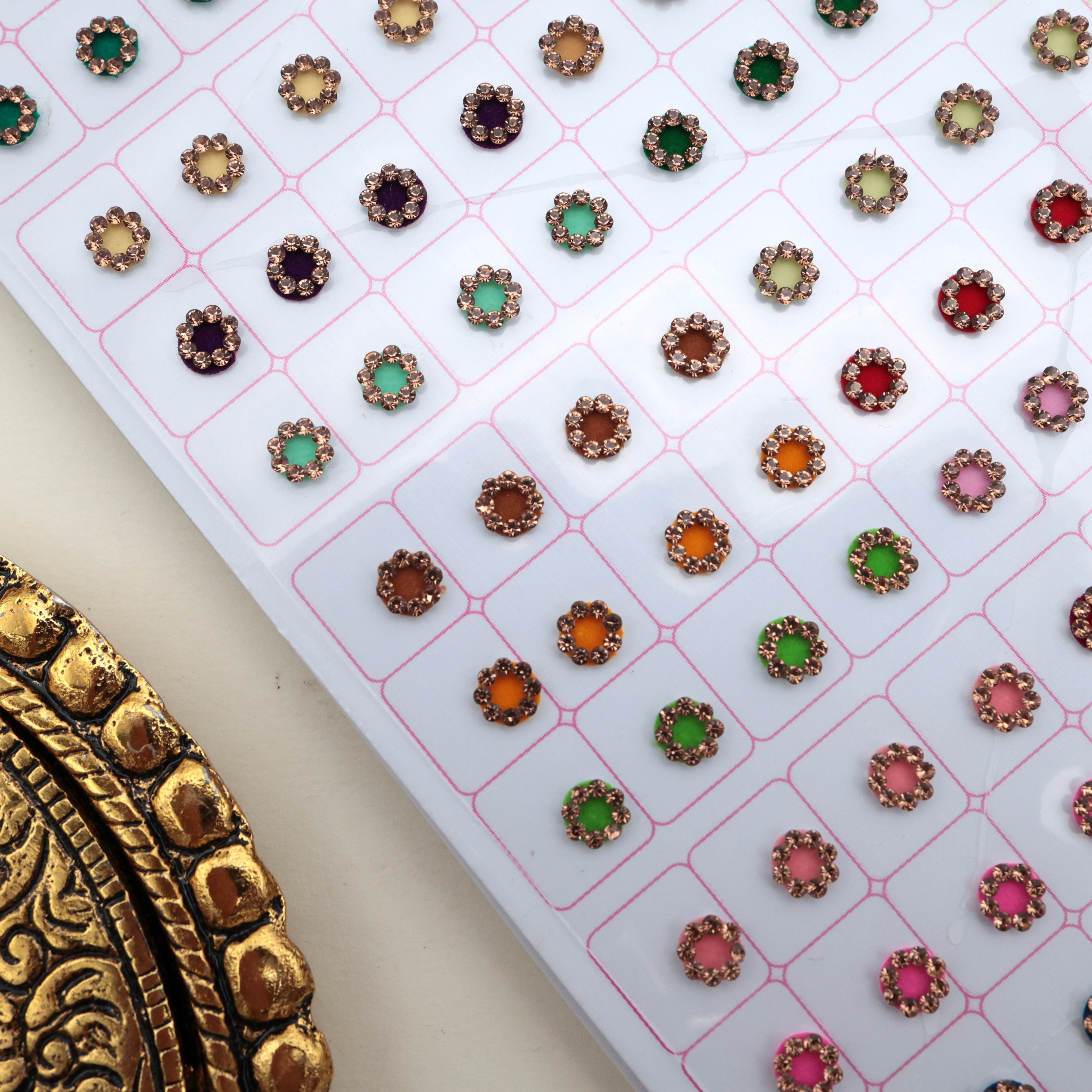 Navya Gold Premium Stone Border Bridal Fancy Velvet Bindis