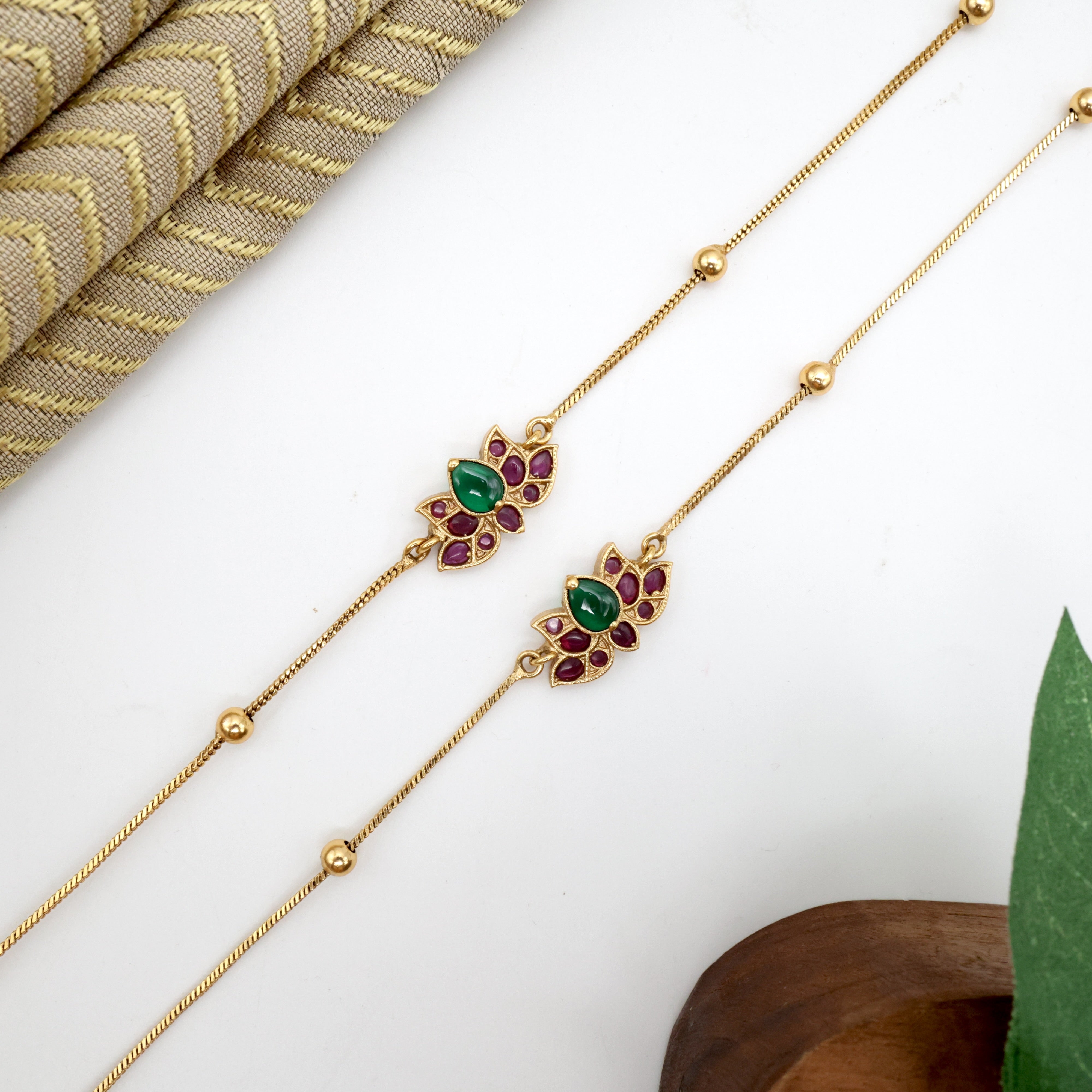 Antique Balls Lotus Kemp Anklets