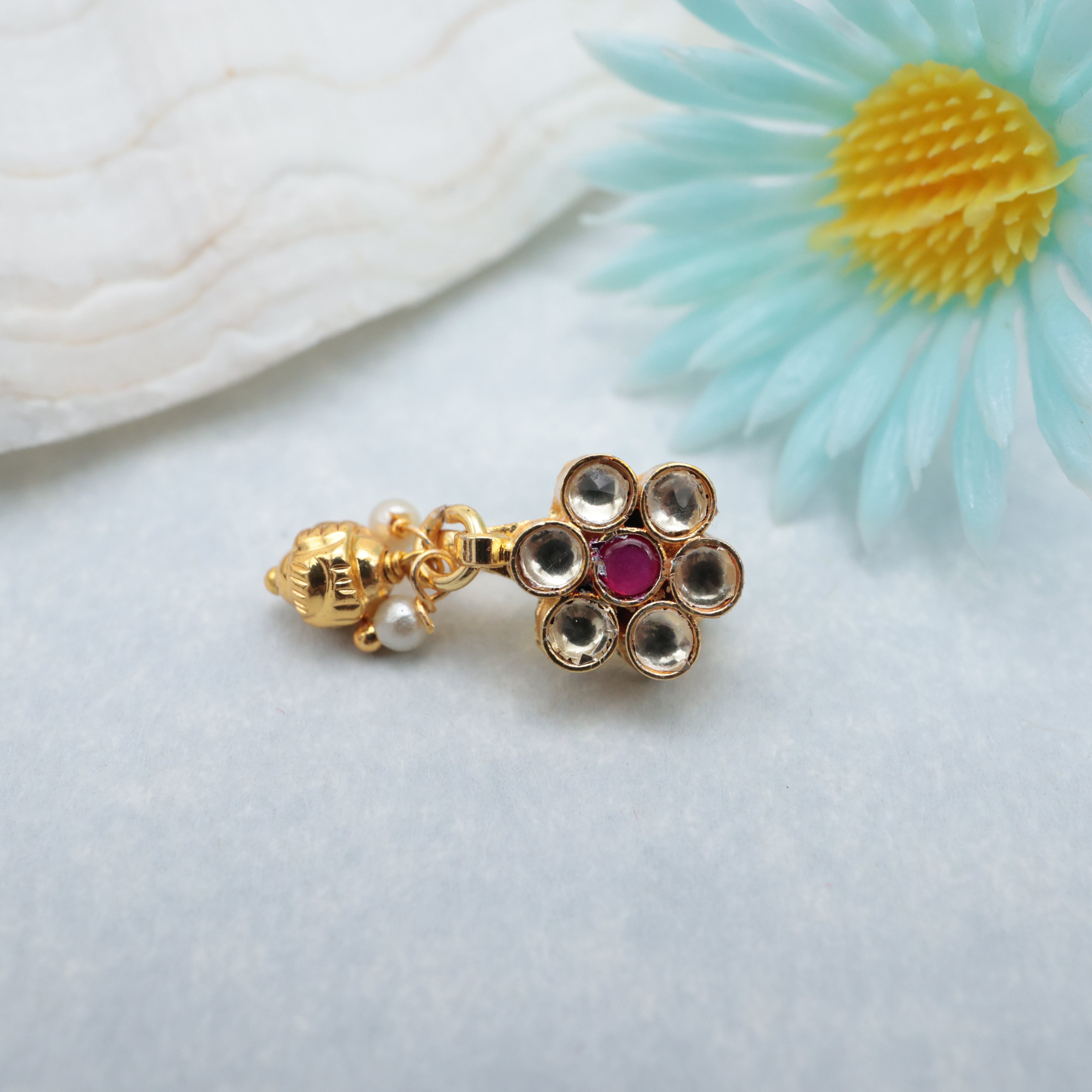 PREMIUM PACHI KUNDAN CUTE FLOWER CLIP ON NOSE PIN - KUNDAN BRIDAL NOSEPIN