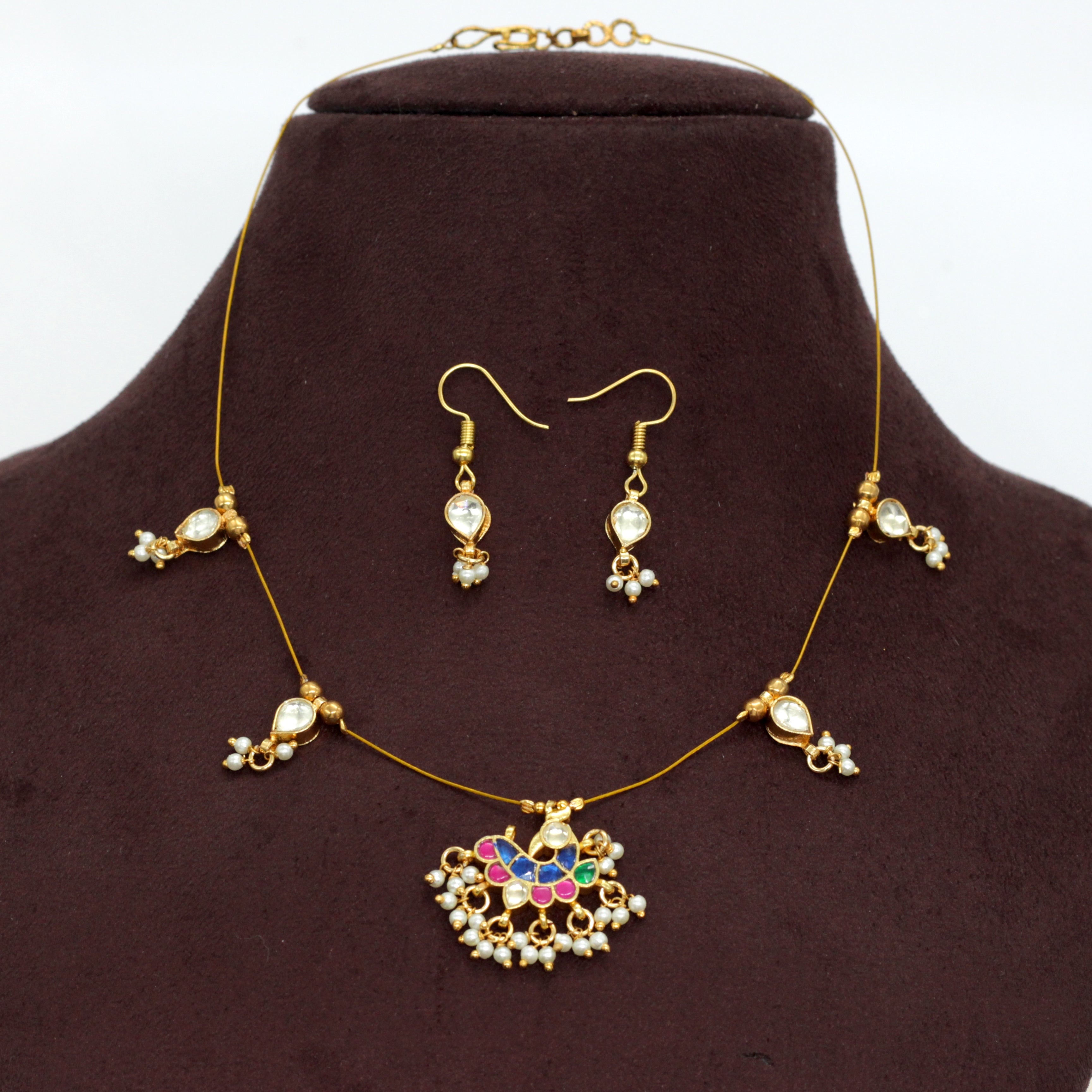 MAYIL - Handmade Jadau Kundan Invisible Necklace Set