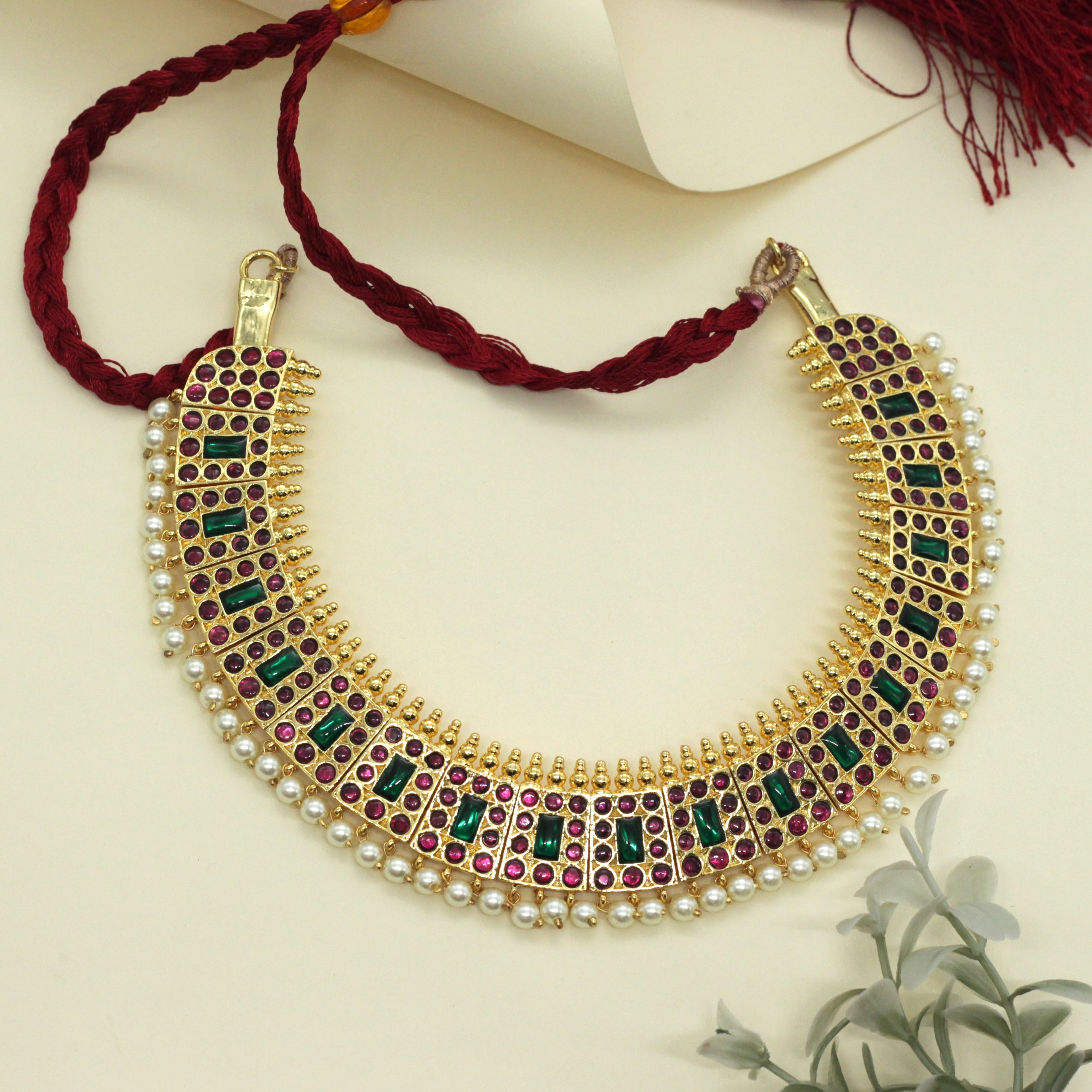 Traditional Real Kemp Poothali Necklace - Ruby & Green