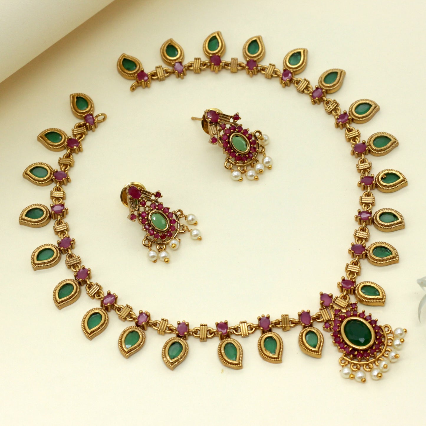 Antique Gold Kerala Palakka Mango Short Necklace Set