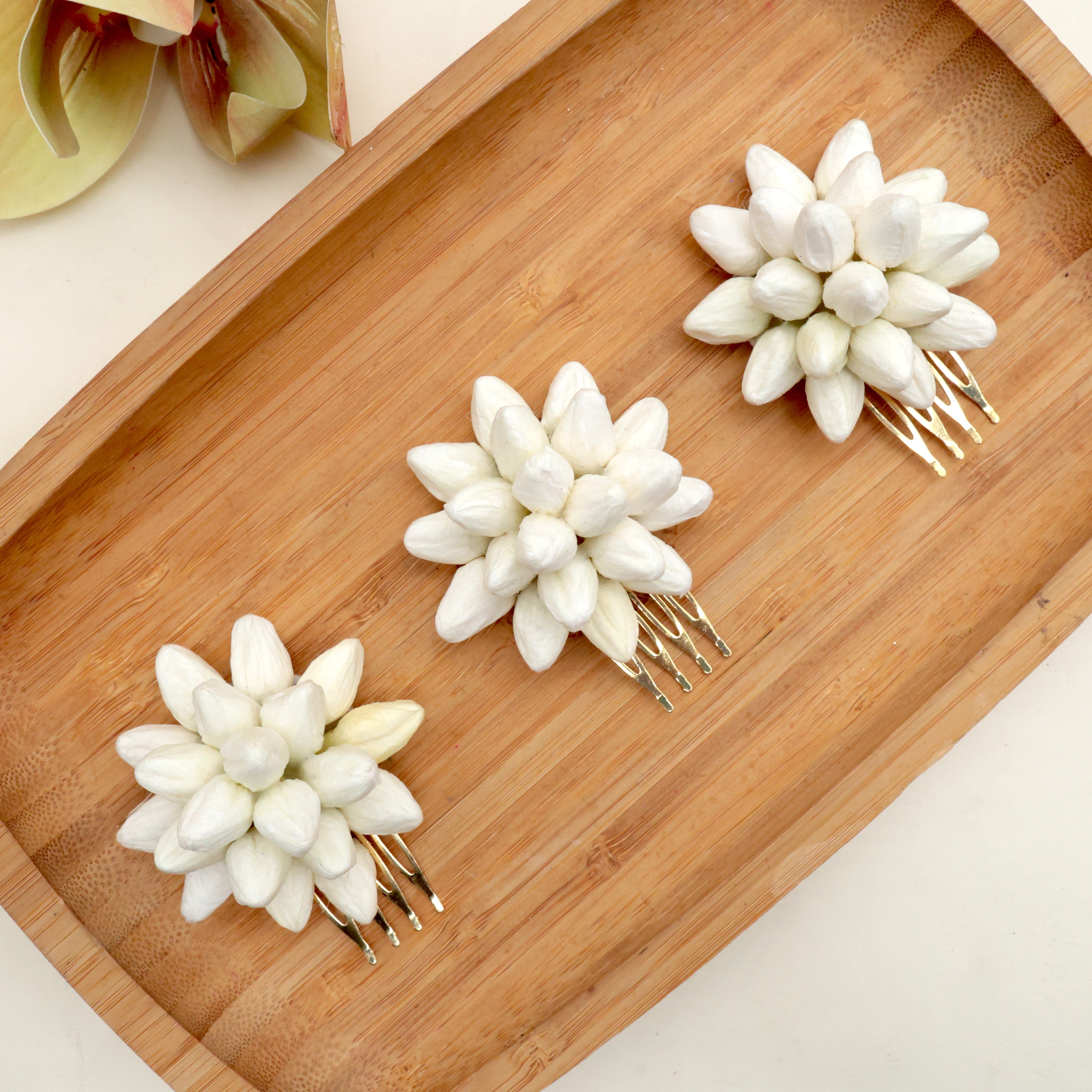 Real Look Jasmine Comb - Single Piece Packing