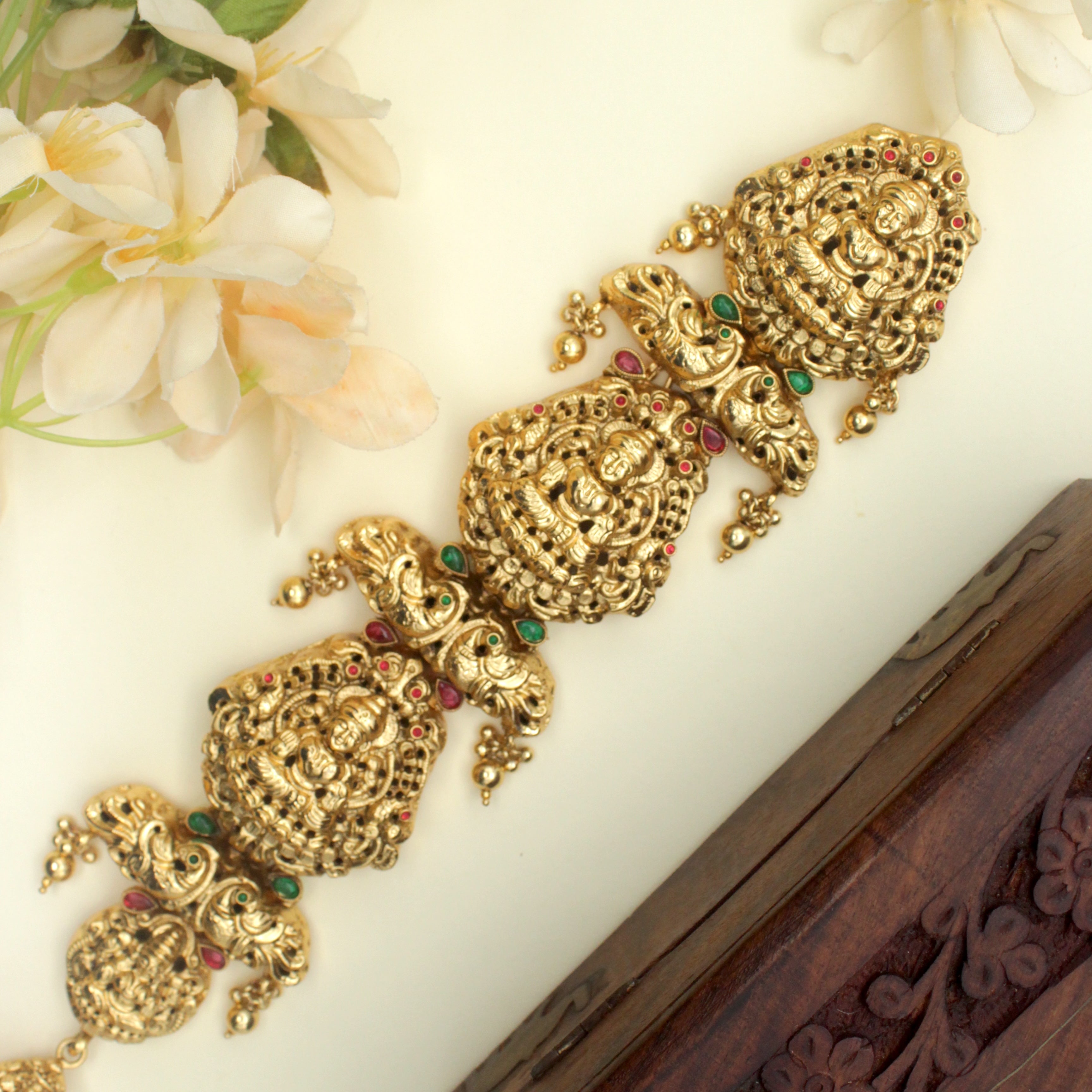 Premium Gold Look Nagas Kundan Kemp Peacock Lakshmi Bridal Choti Jada