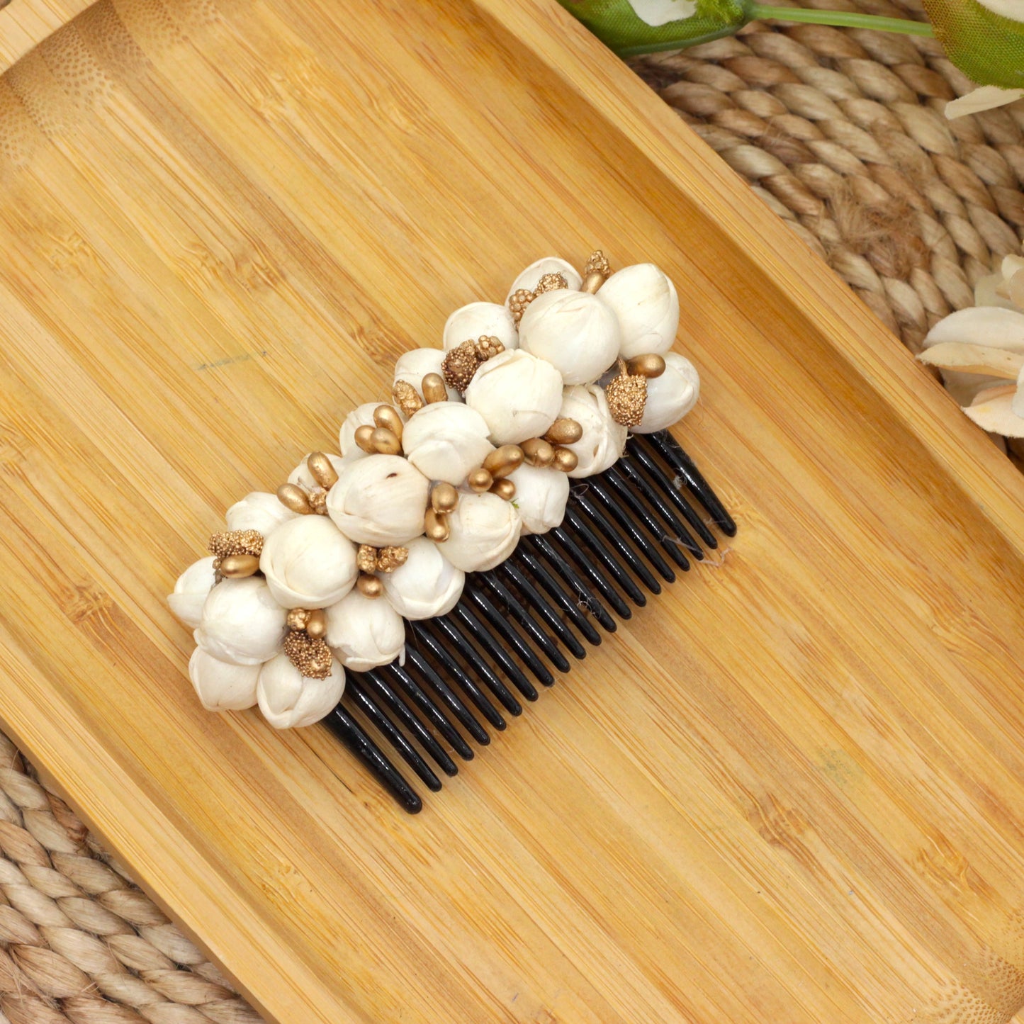 Handmade Jasmine with Pollens Comb - Malli Poo Comb Hair Accessory (Single Piece)