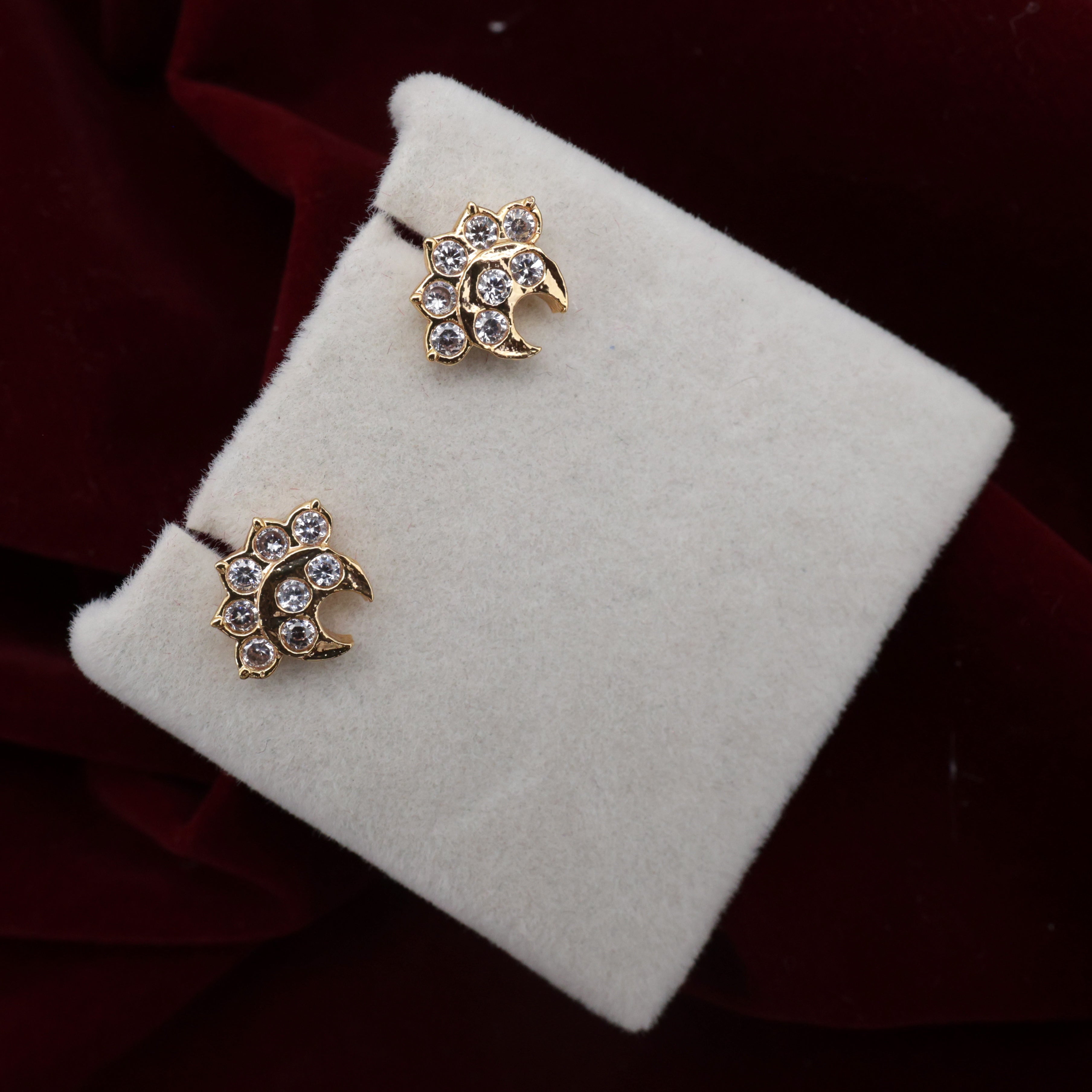 Diamond Look Micro Gold Polished Pirai Nila Studs Earrings