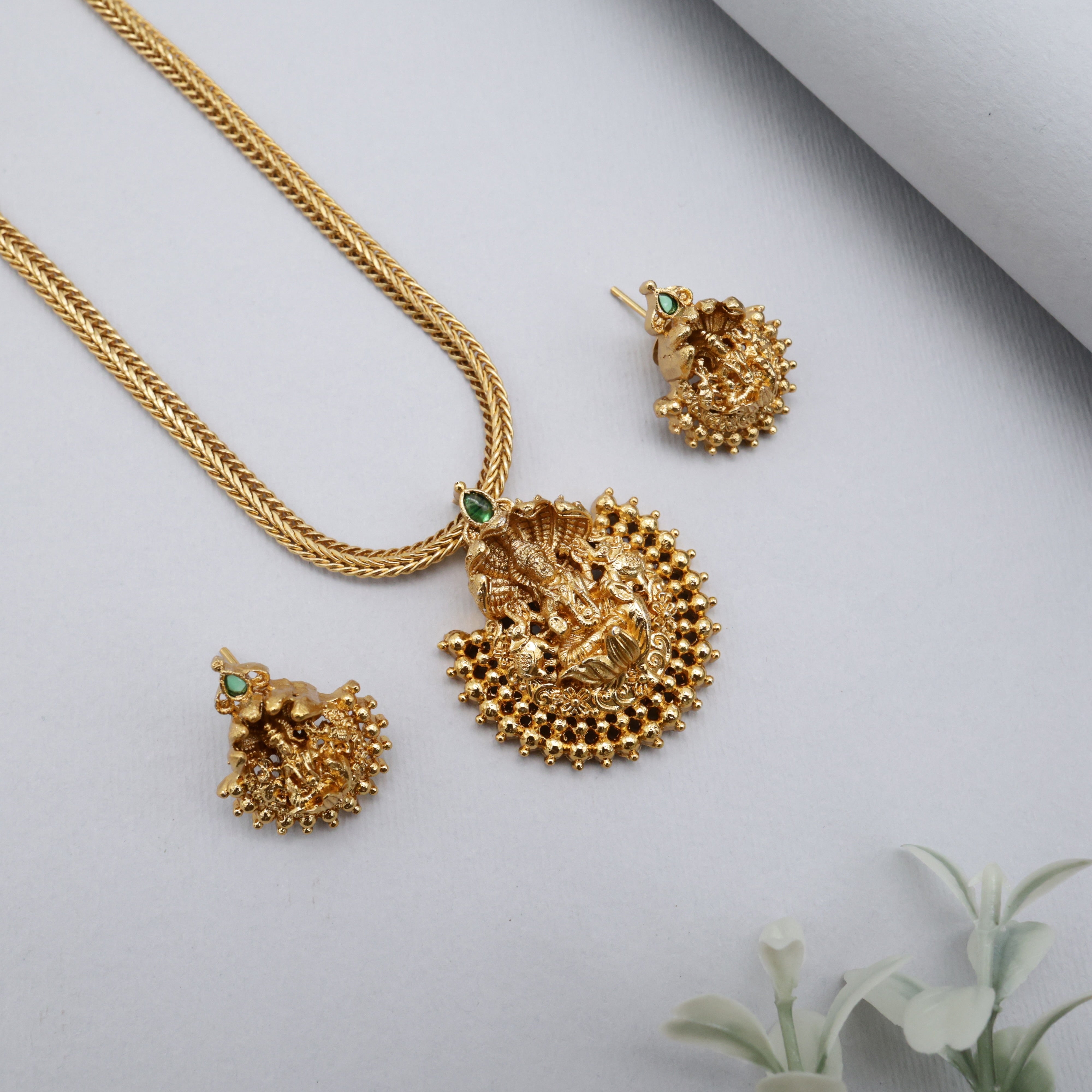 Antique Nagas Lakshmi Pendant Kids Friendly Necklace Set