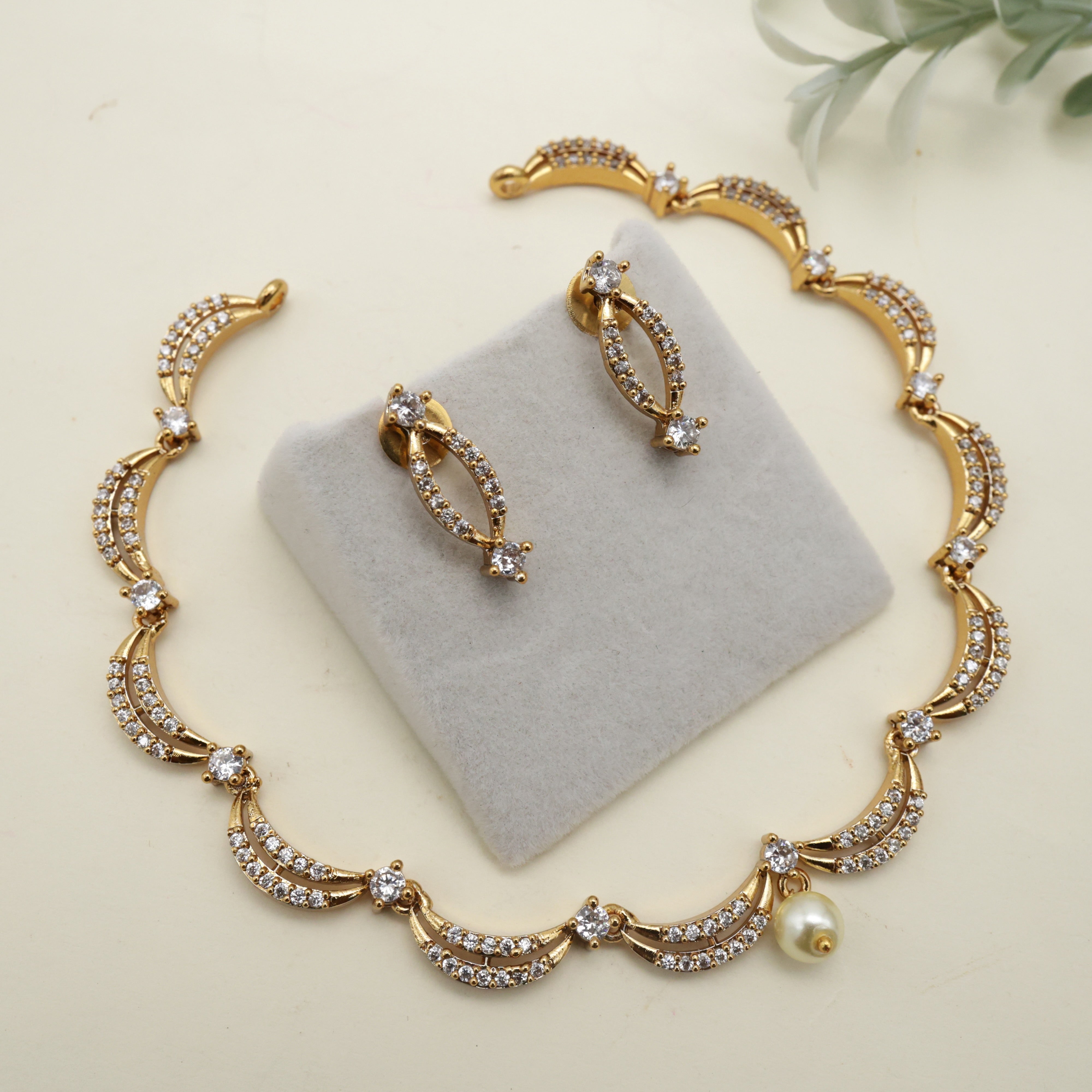 Diamond Look Double Layer Crescent Necklace Set