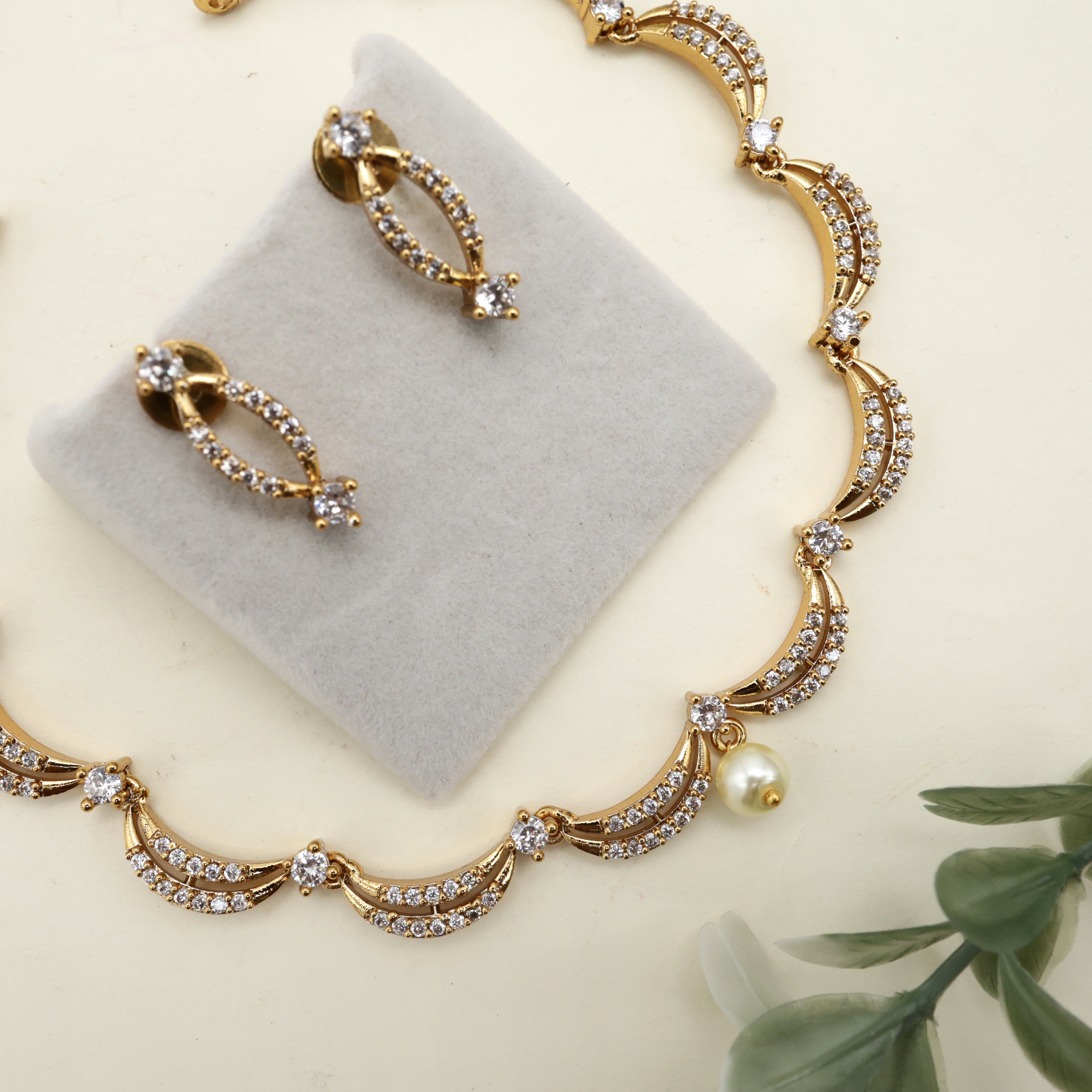 Diamond Look Double Layer Crescent Necklace Set