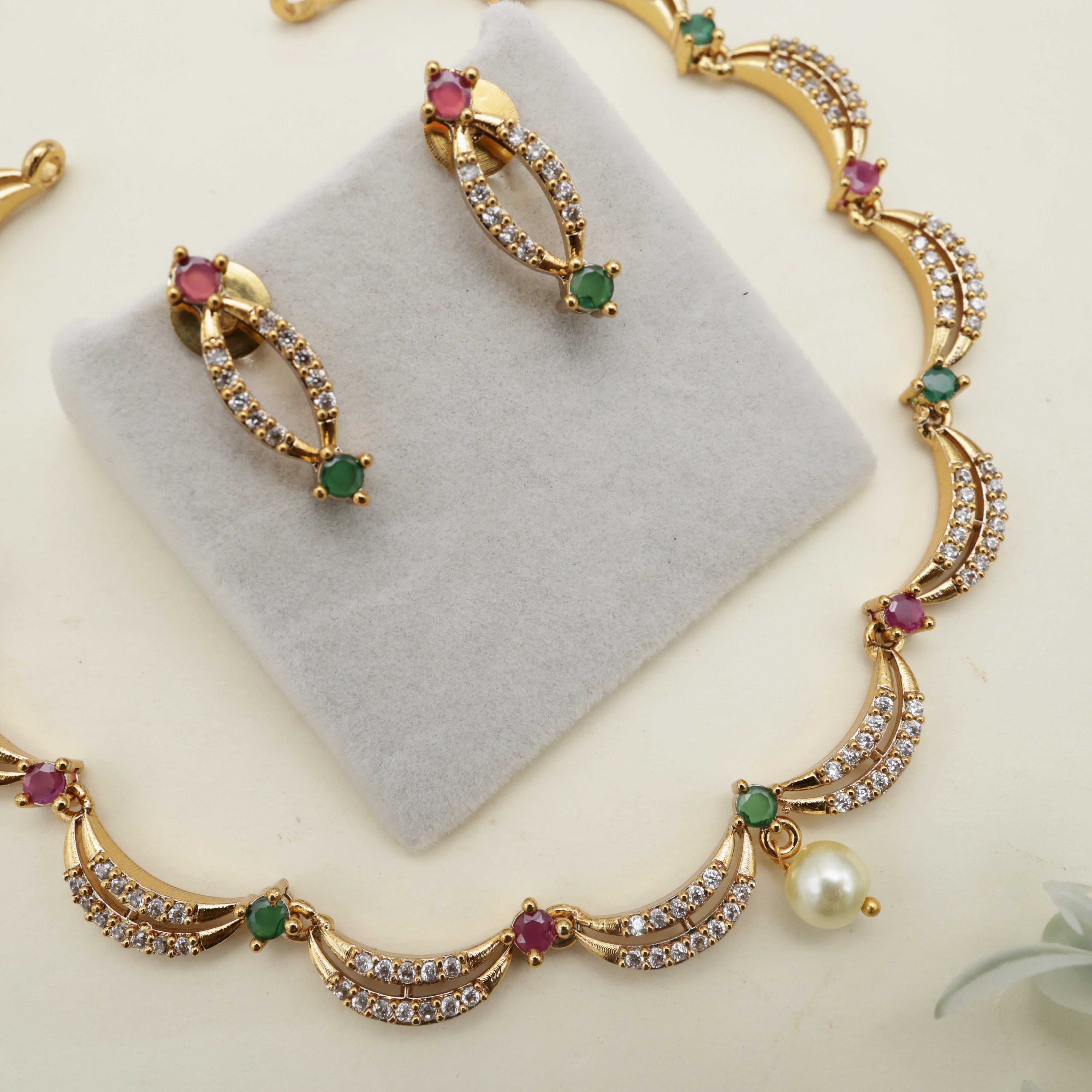 Diamond Look Double Layer Crescent Necklace Set
