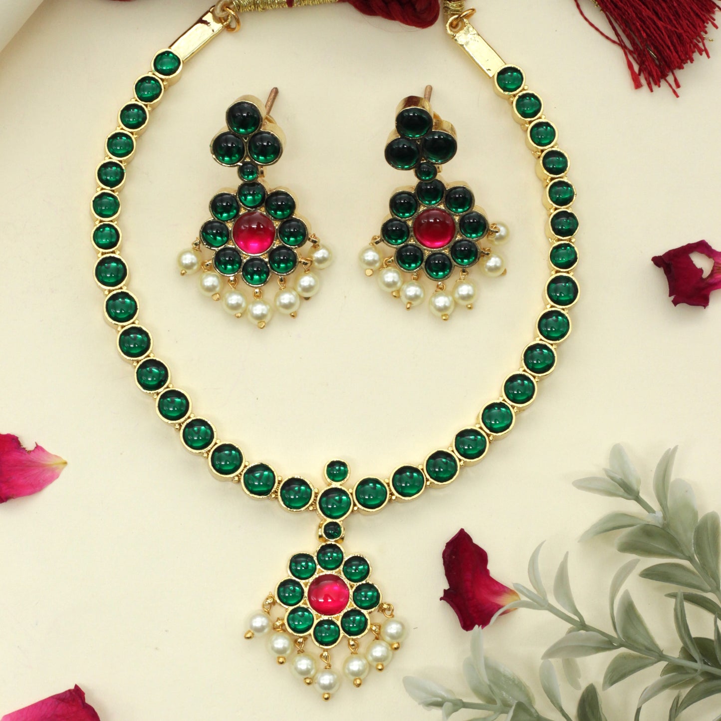 Premium Kemp Traditional Bharatanatyam Bridal Attigai Necklace - Emerald