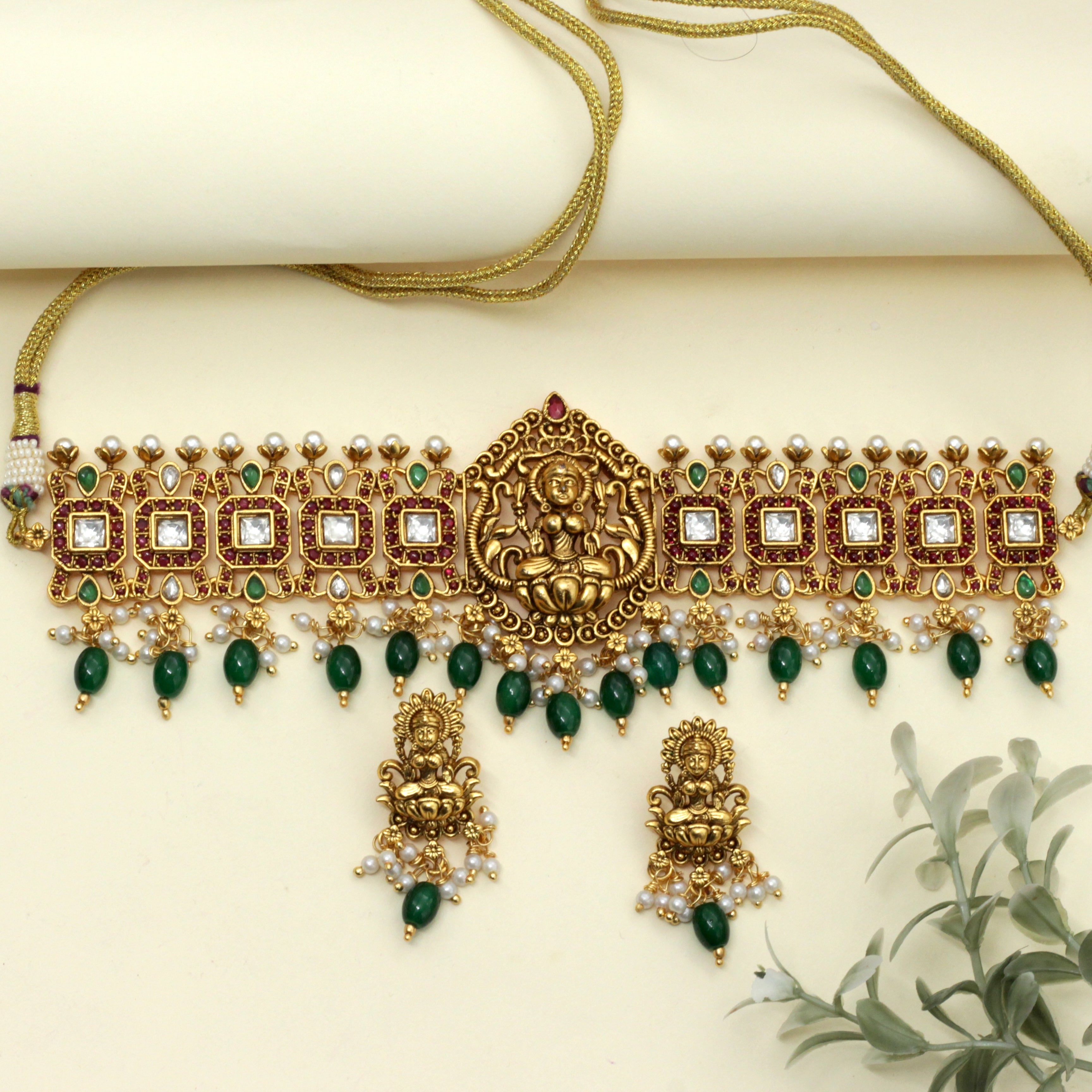 Premium Kundan Kemp Lakshmi High Neck Bridal Choker