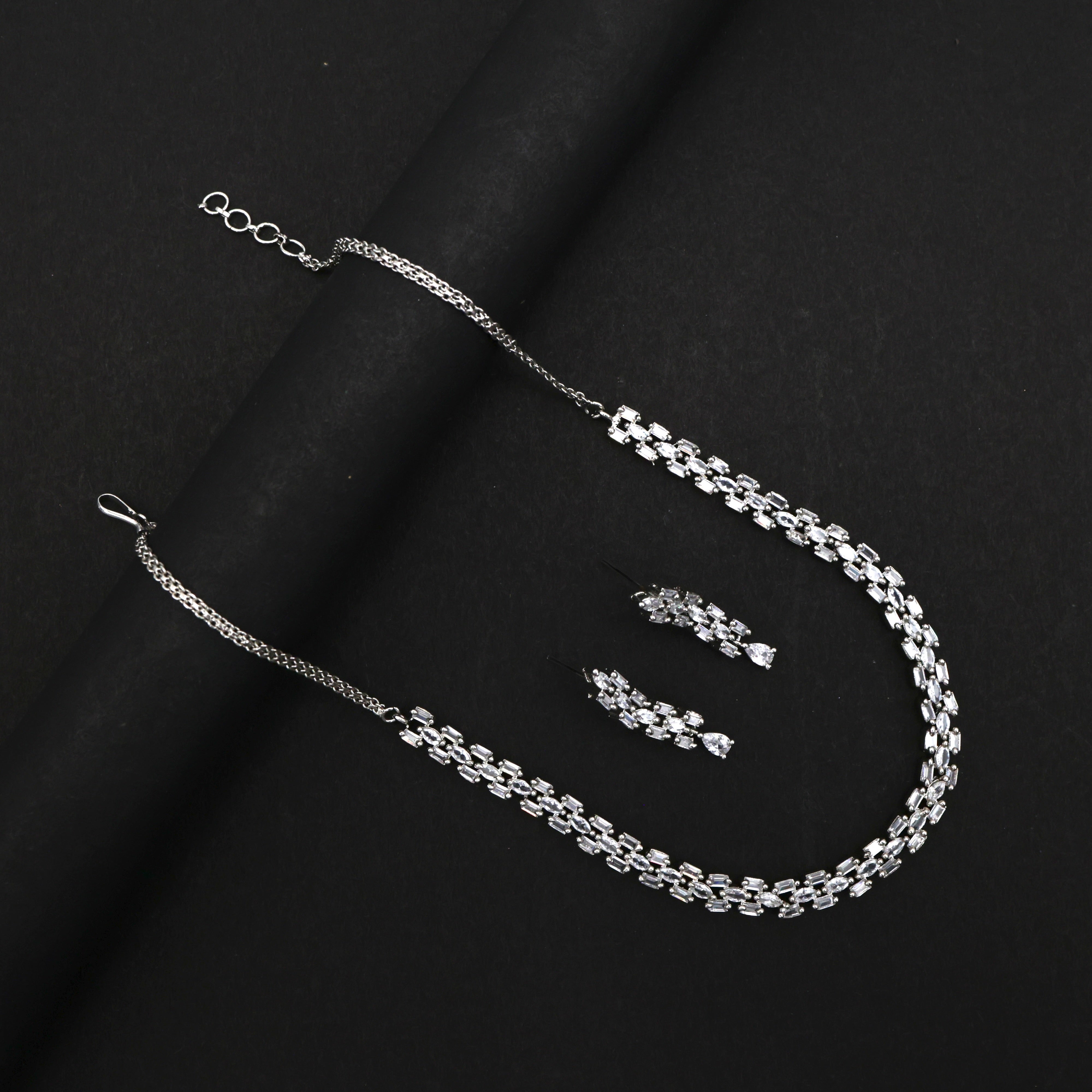 Real Silver Look Zircon Stones Diamond Look Necklace Set