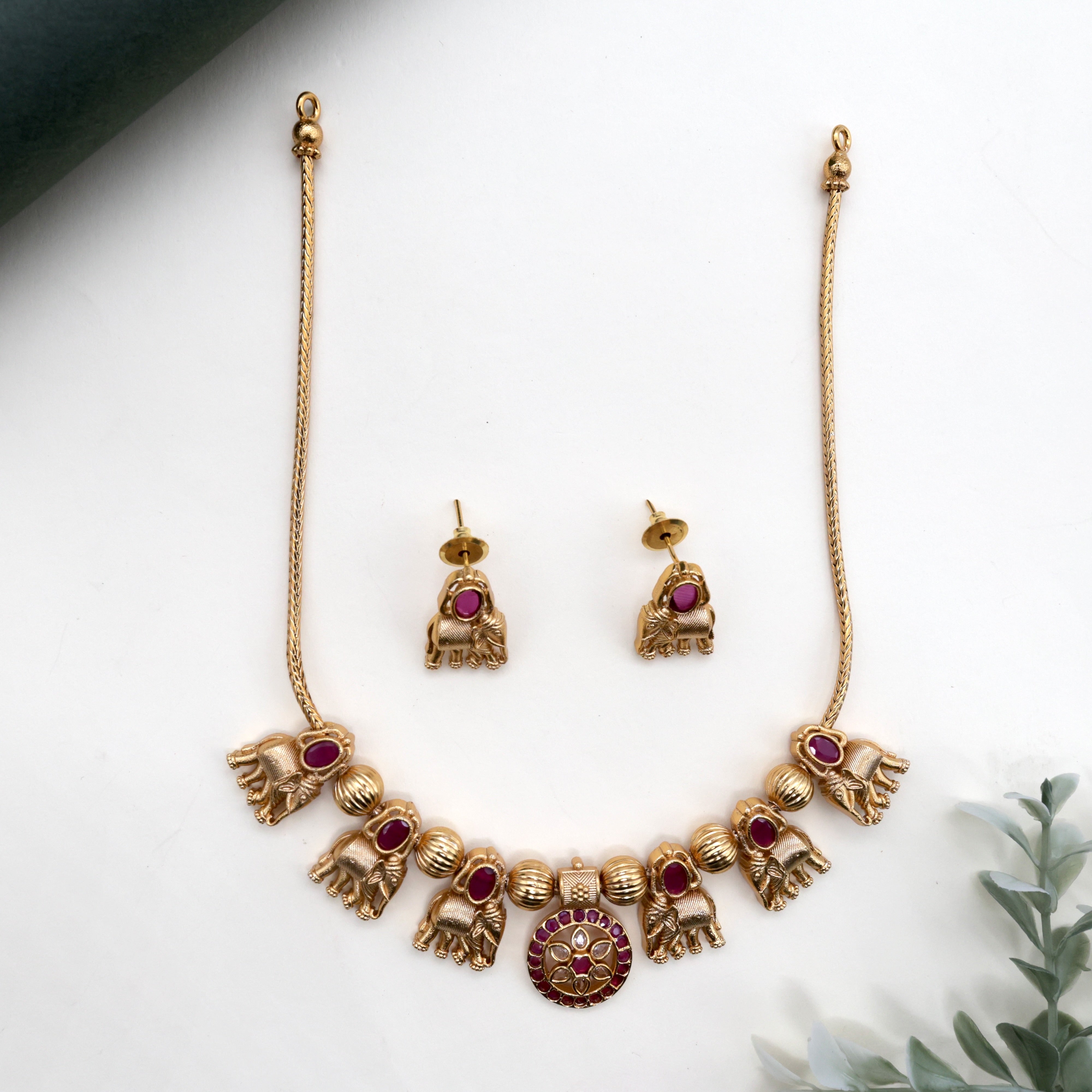 Antique Gold Kemp Chakra Elephants Necklace Set