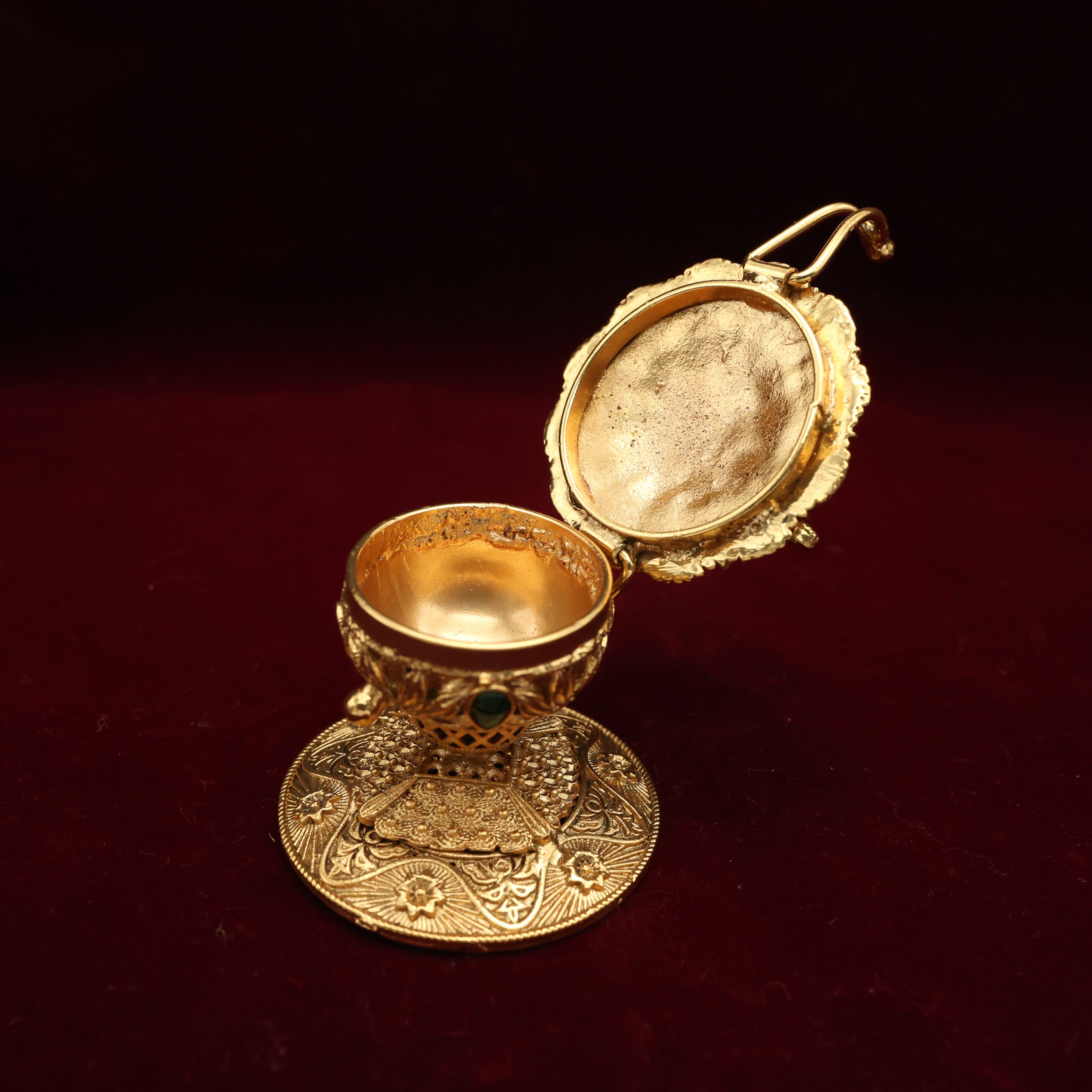 ANTIQUE GOLD KALASH KEMP KUMKUM BOX - SINDOOR DABBI