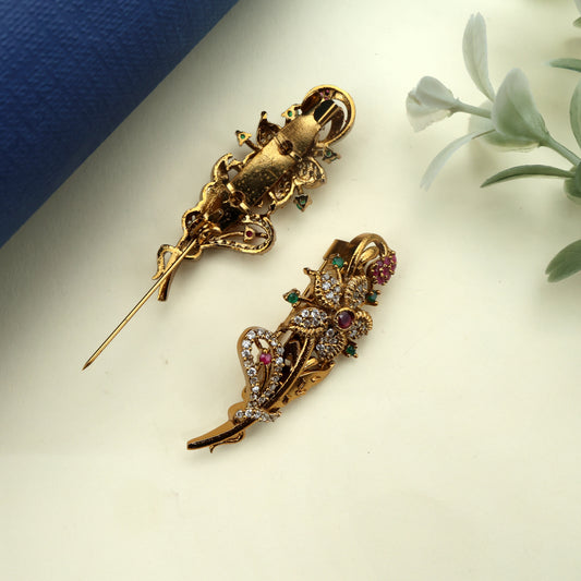 Antique Gold AD Designer Flower Saree Pin / Brooch Pin