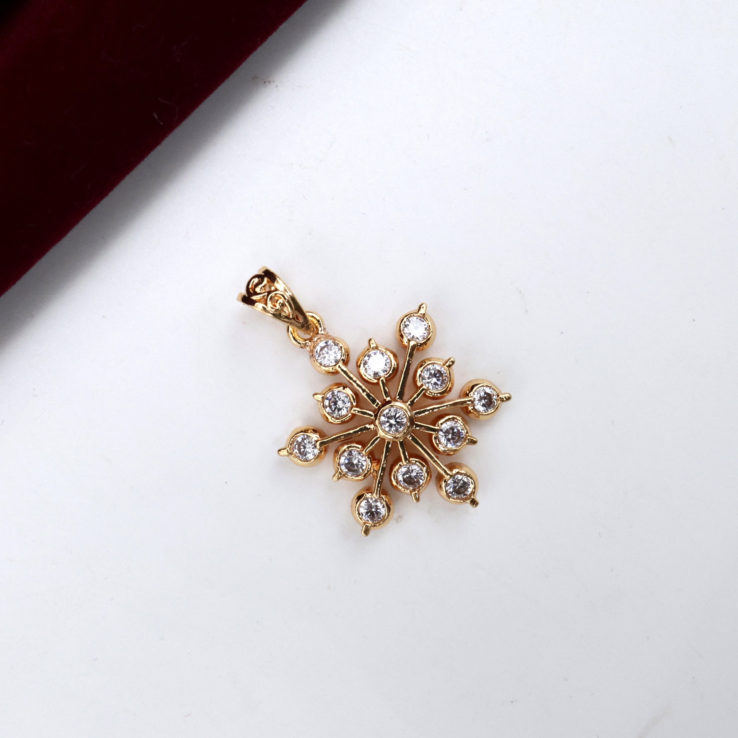 Diamond Look Micro Gold Polished Star Pendant