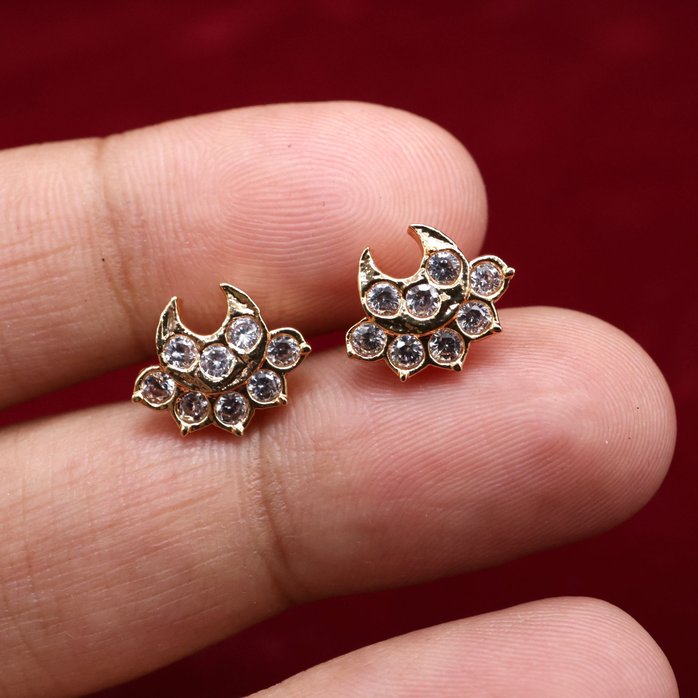 Diamond Look Micro Gold Polished Pirai Nila Kids Studs Earrings