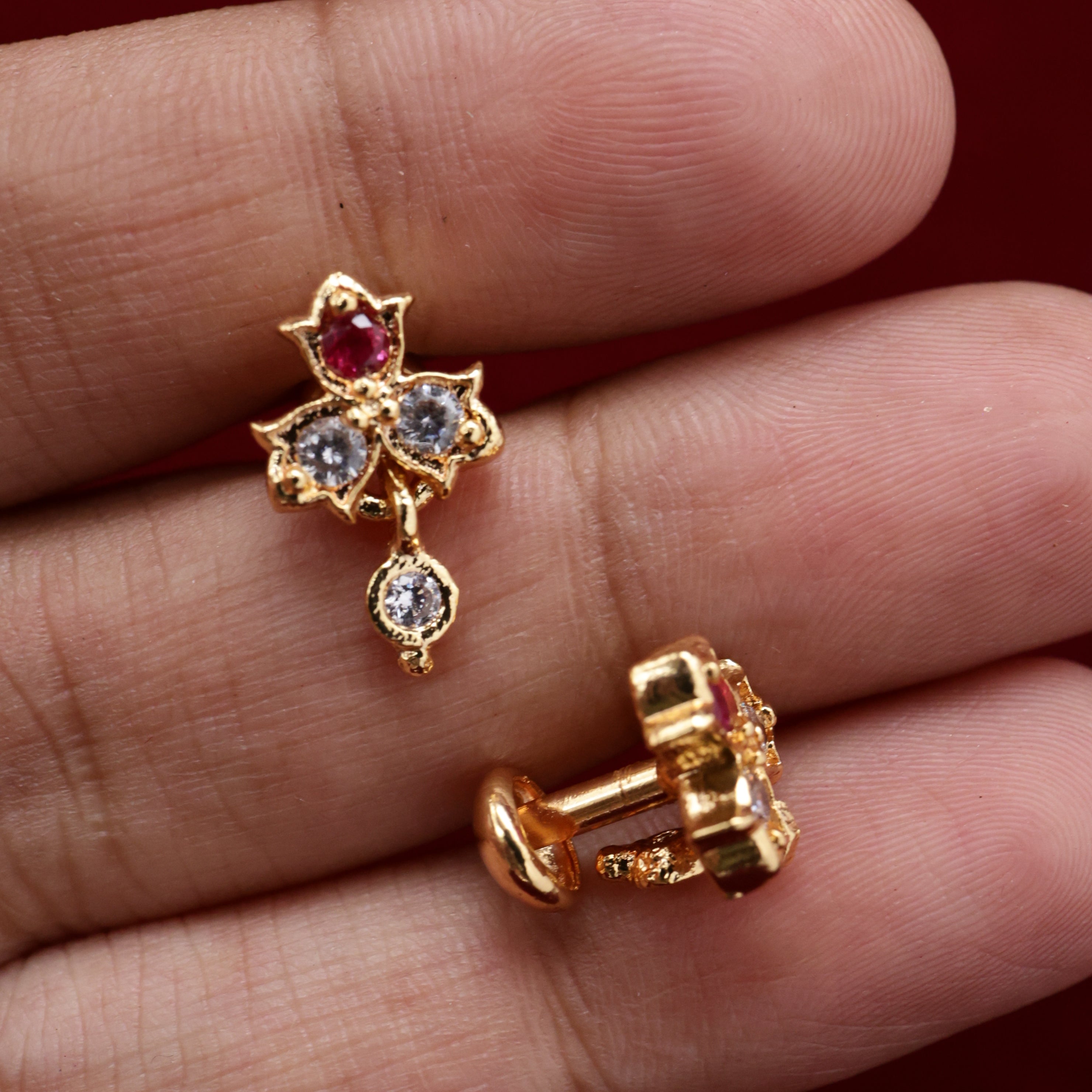 Real Gold Tone Micro Gold Polished 3 Flower Stone Earrings - Red & White