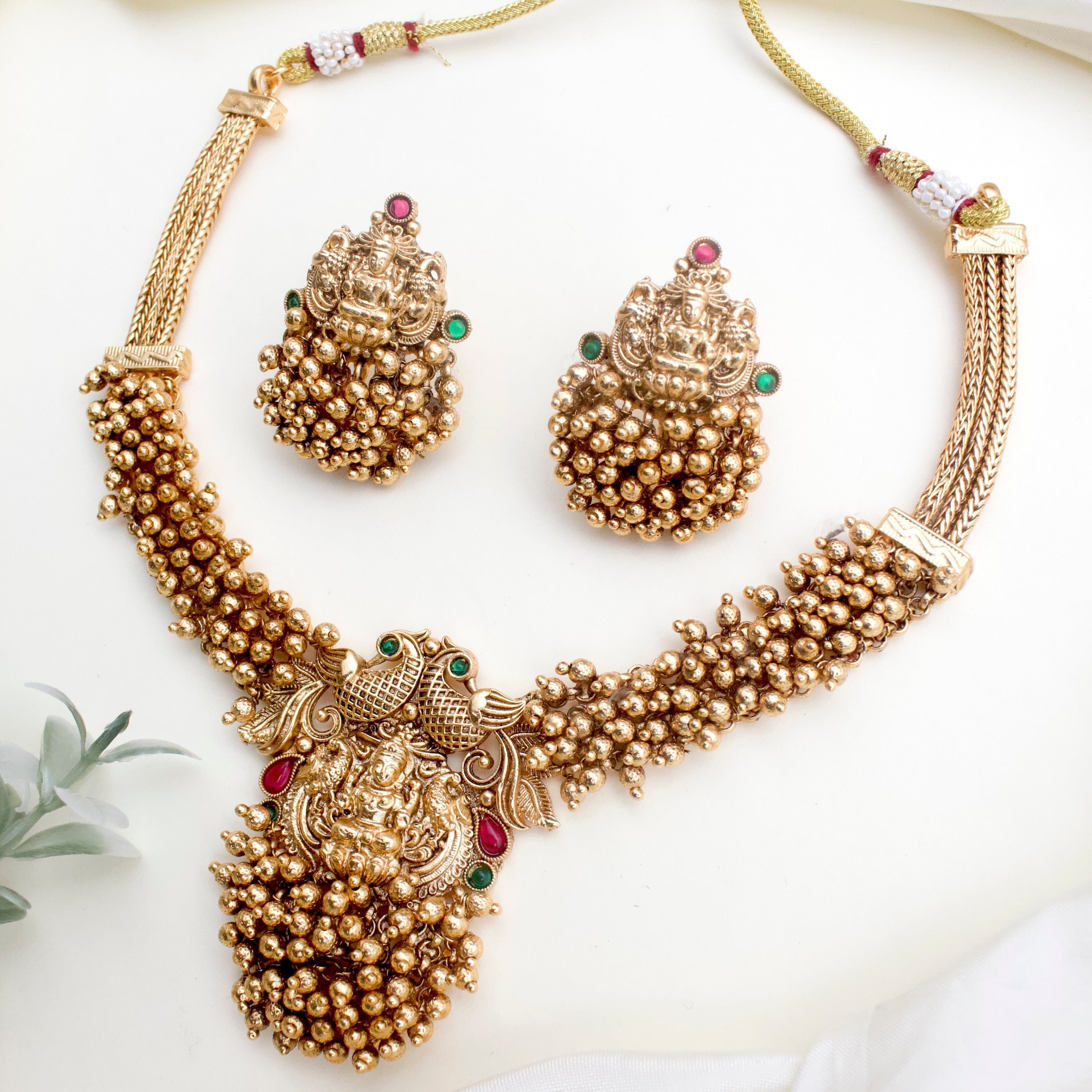 Antique Gold Bunch Beads Lakshmi Necklace Set