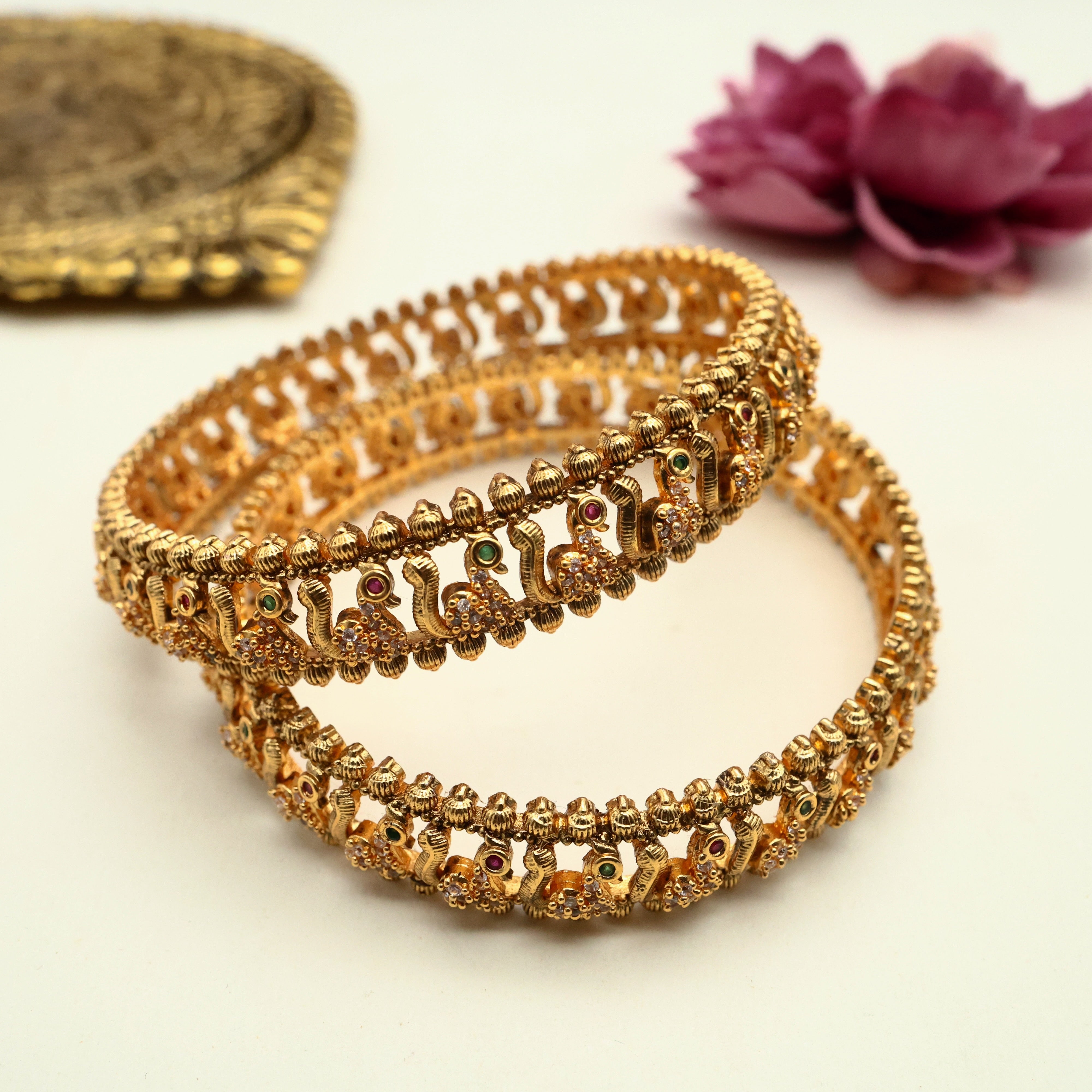 AD Cute Annam Thick Bridal Border Bangles